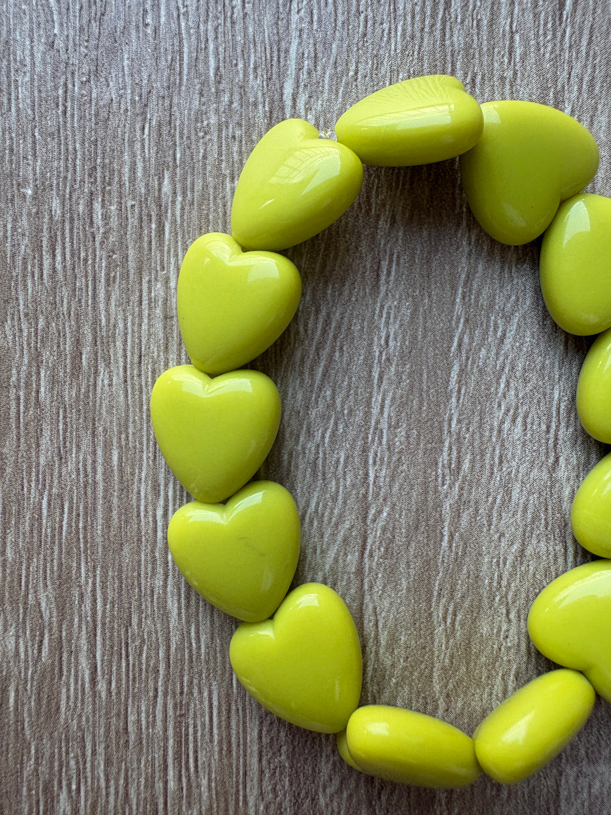 Bracciale cuori resina