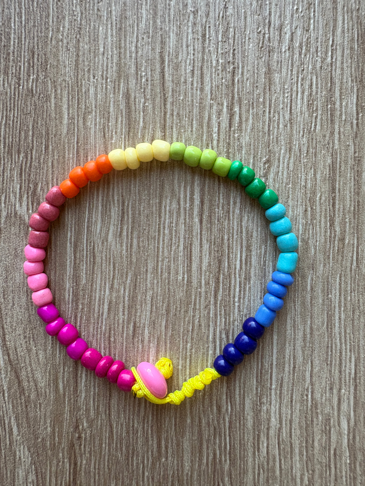 Tris bracciali perline arcobaleno