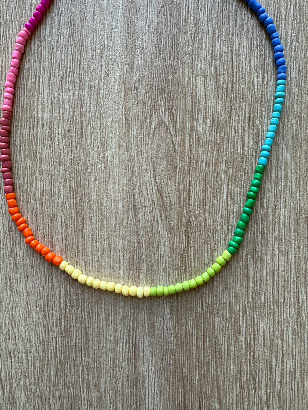 Collana perline arcobaleno girocollo