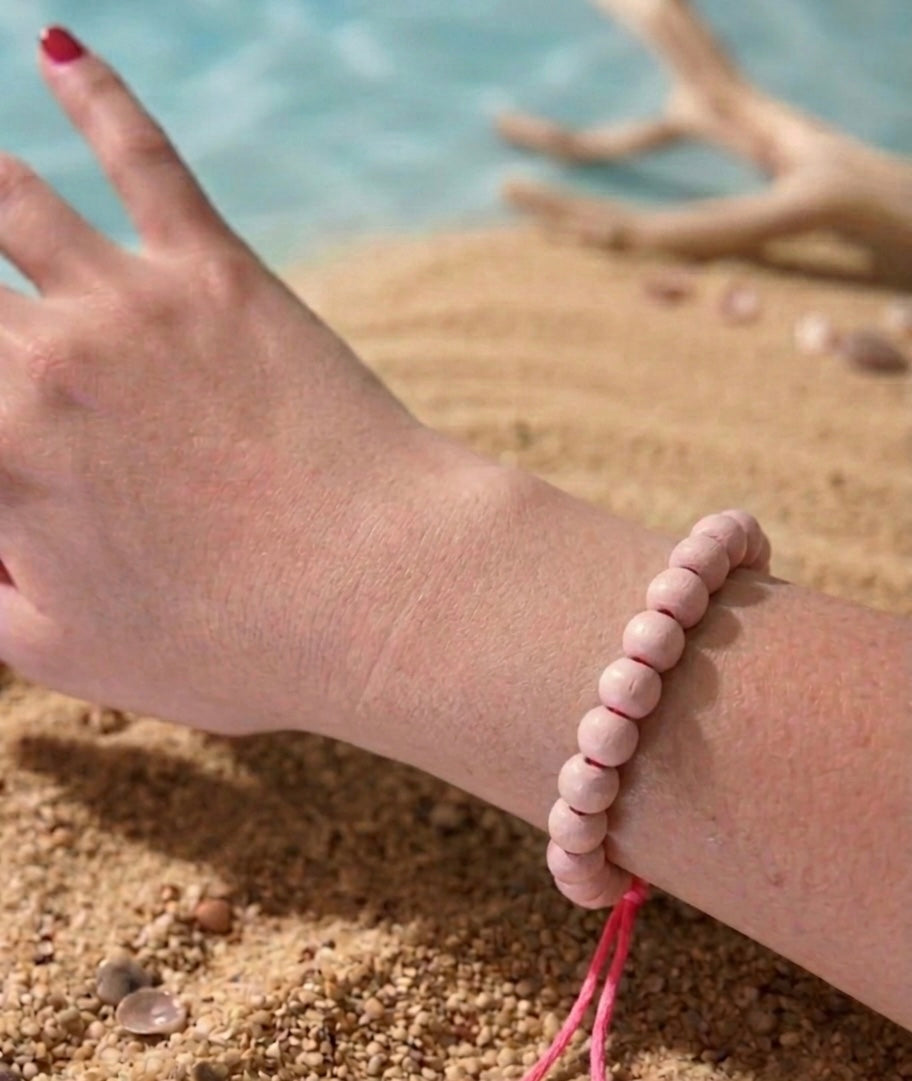 Bracciale con sfere in legno