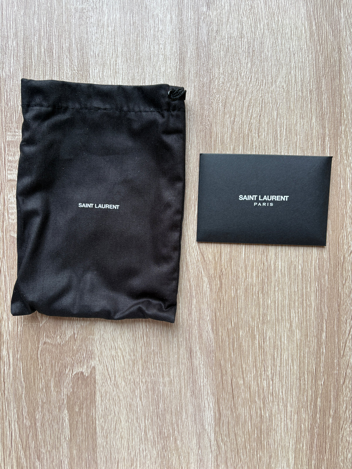 Saint Laurent portafoglio