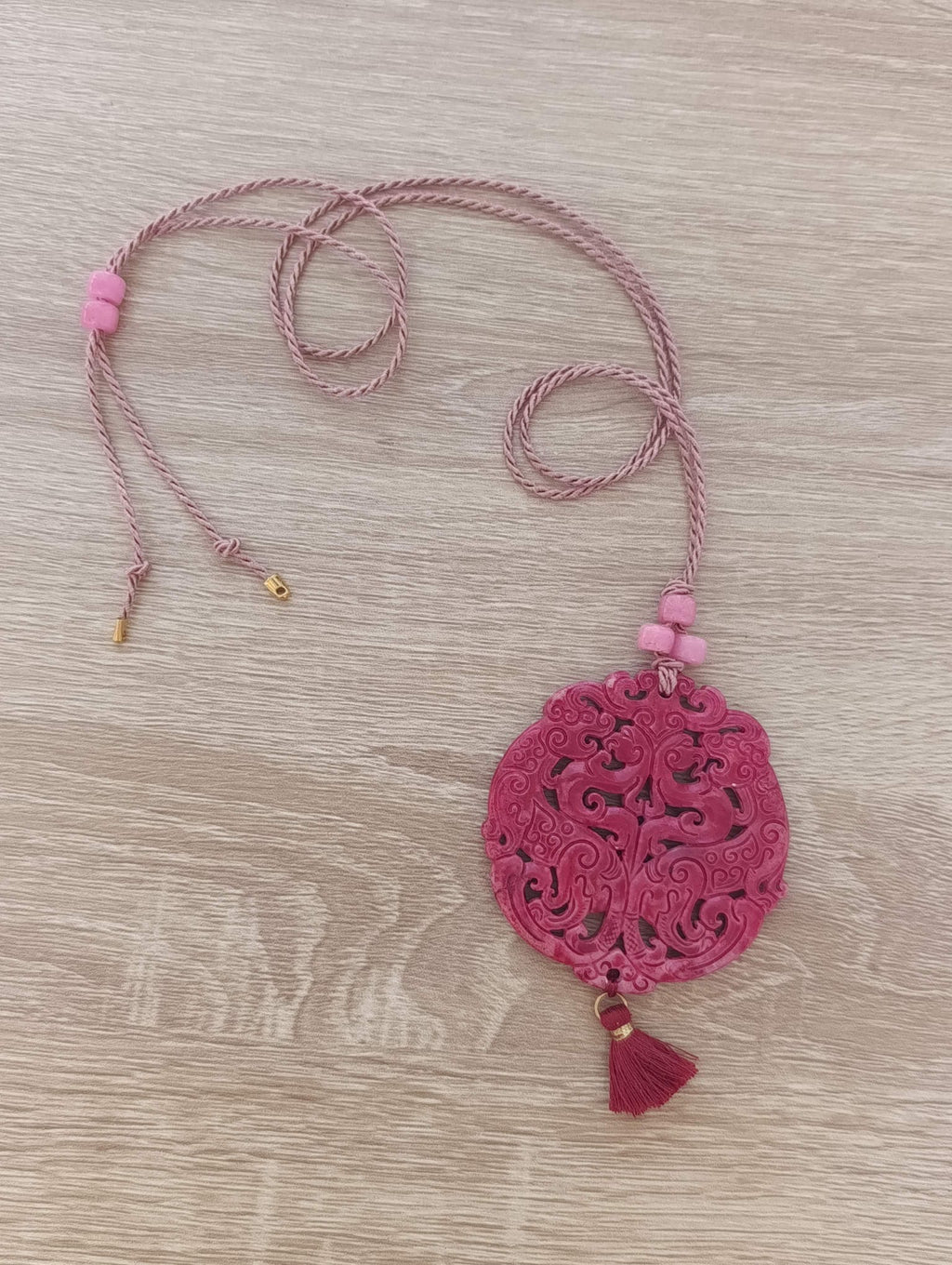 Collana oriental