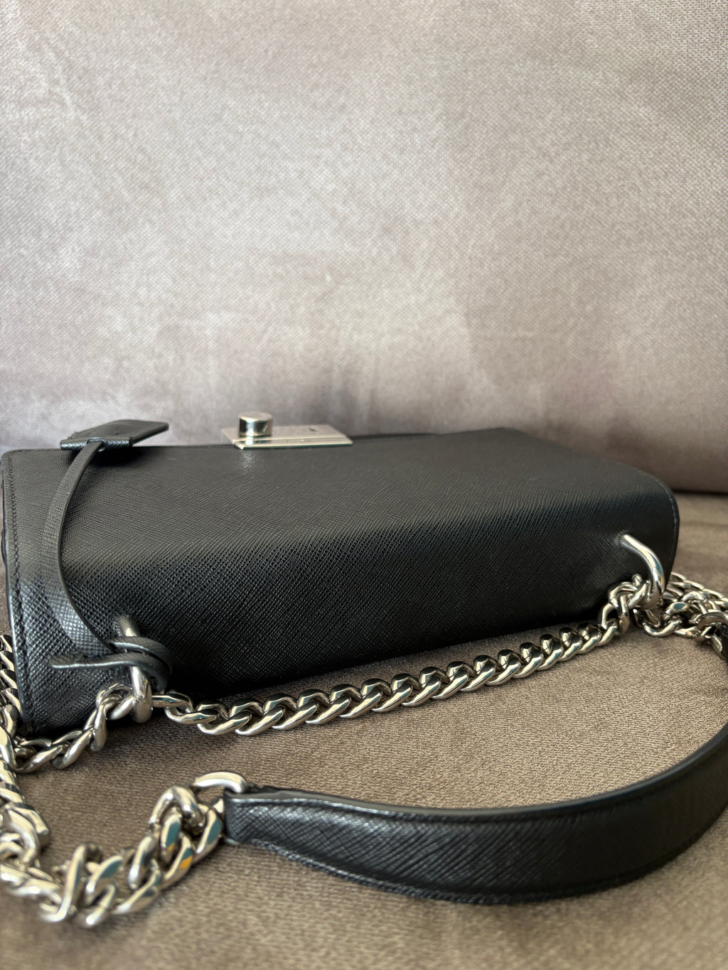 Prada tracolla