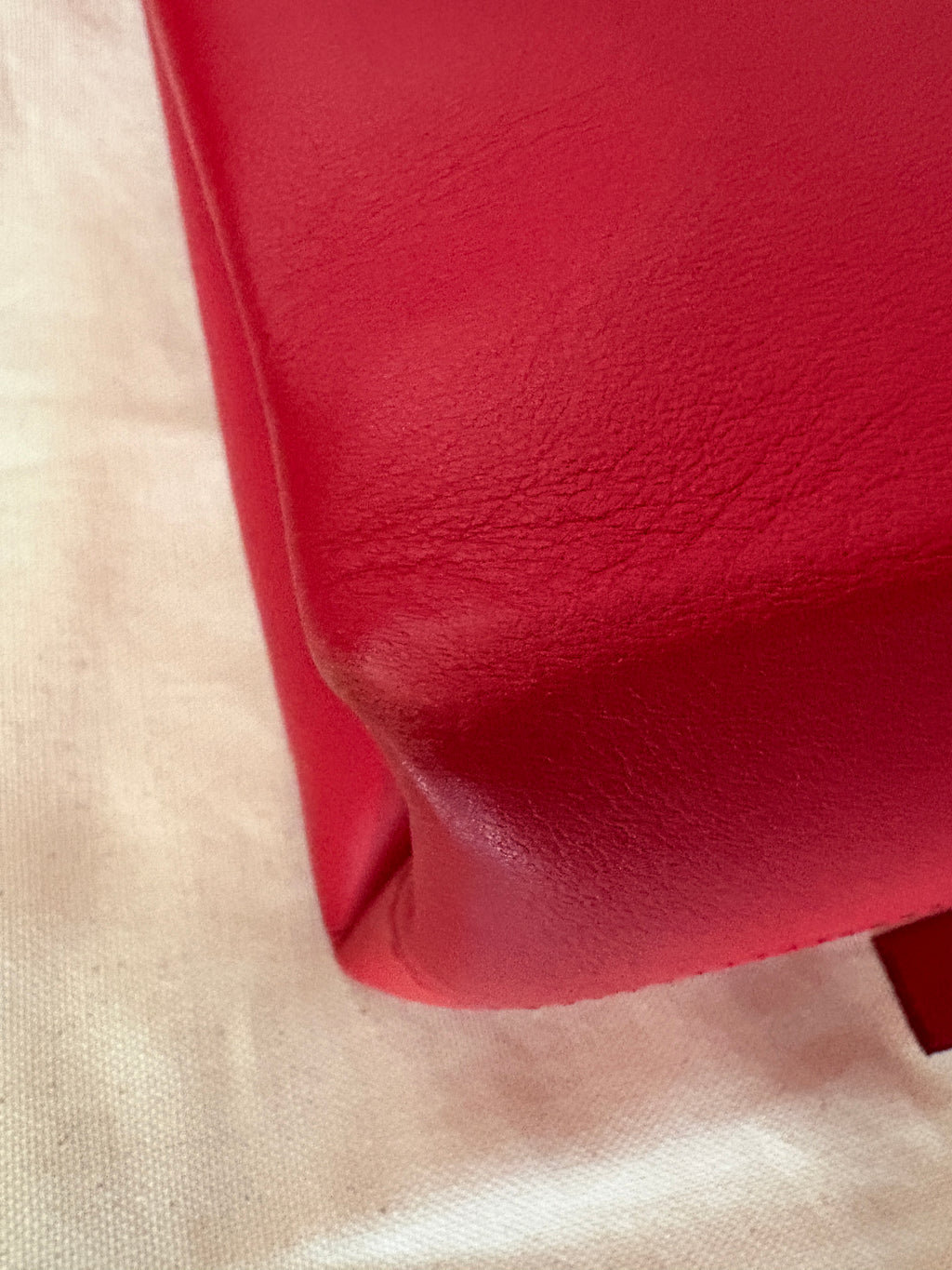 Valentino tote V ring