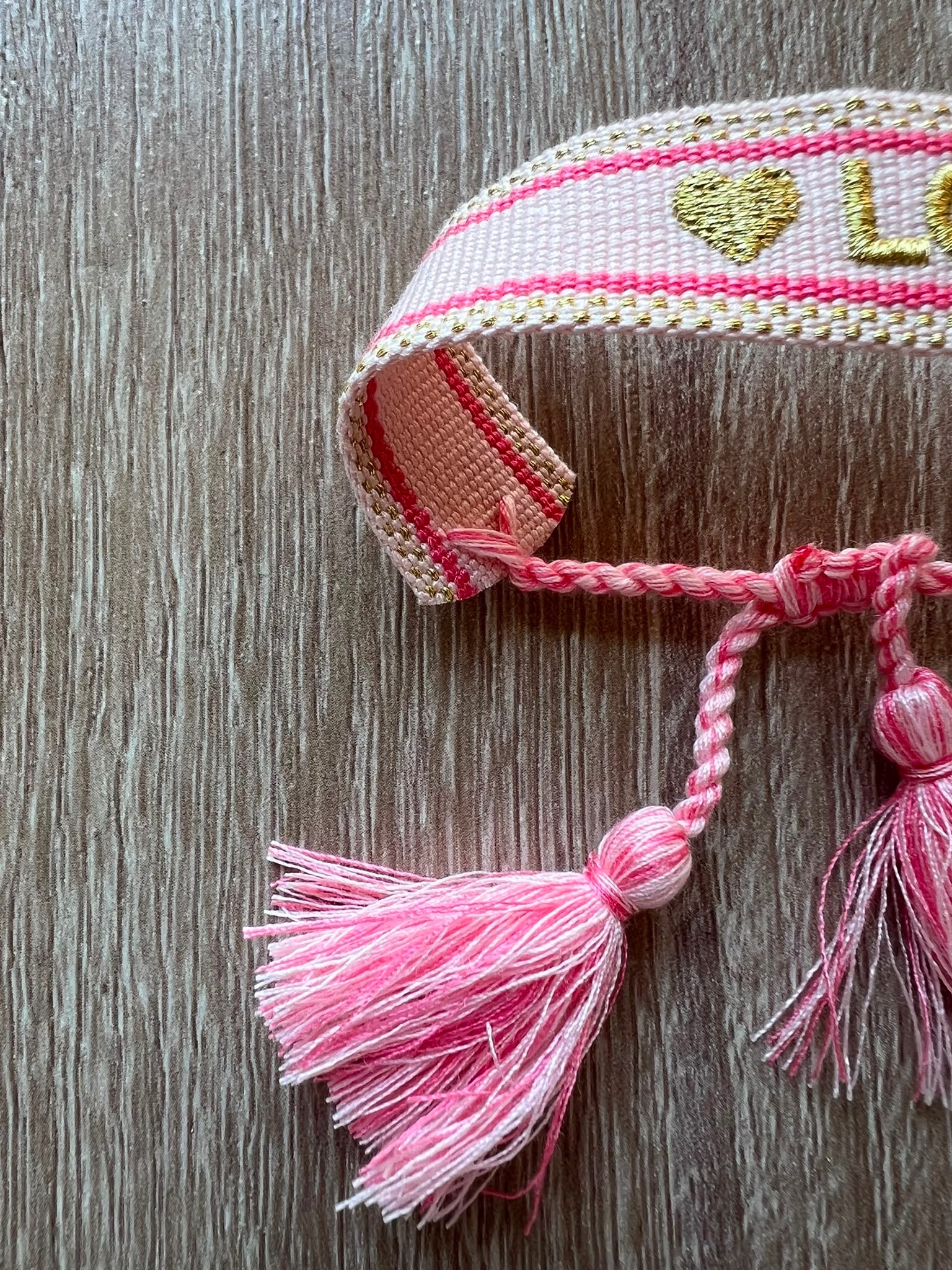 Bracciale ricamato
