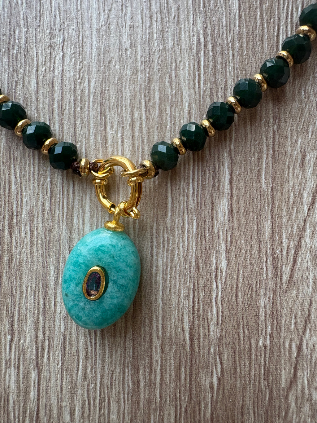 Collana emerald light