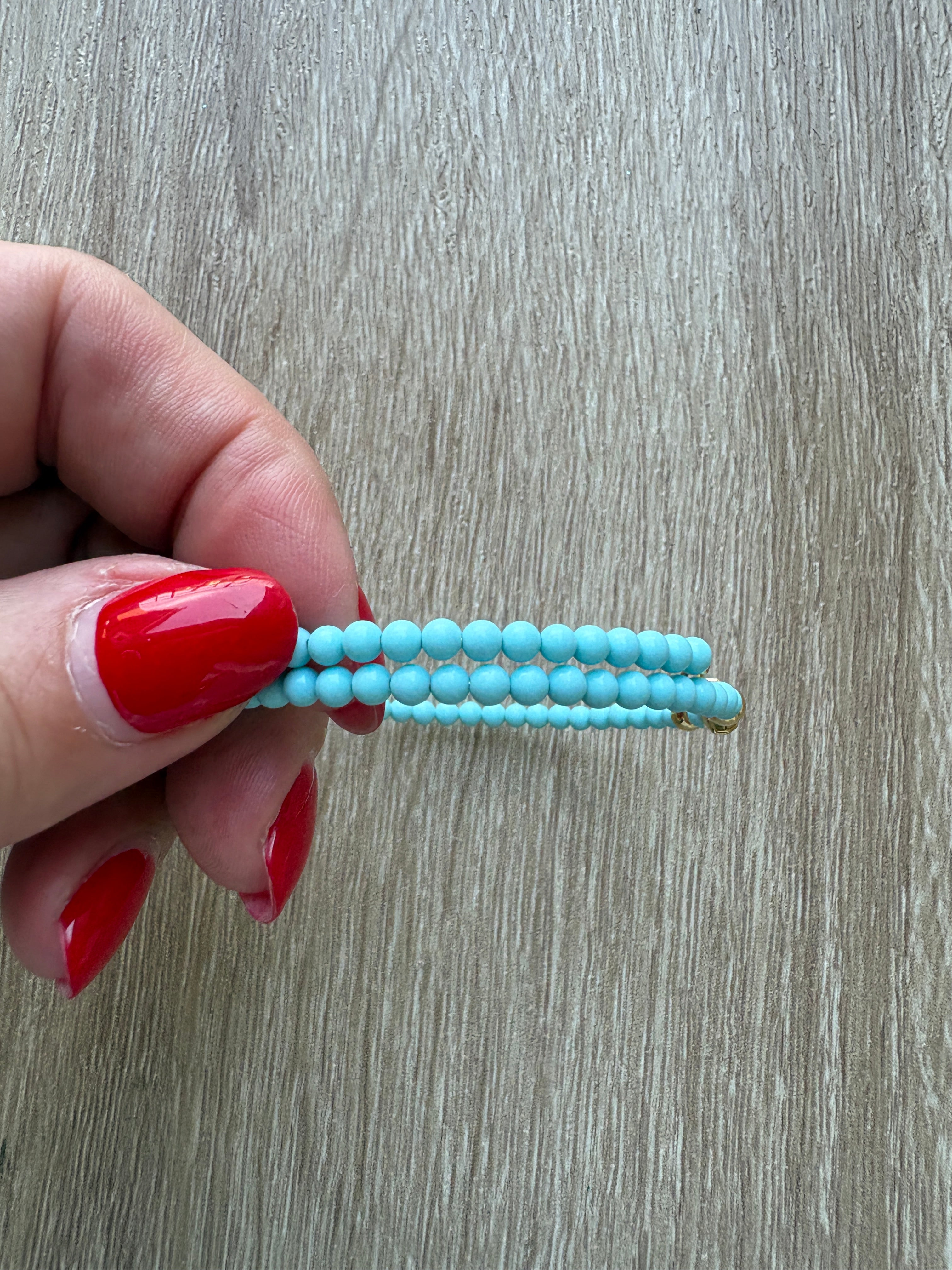 Bracciale  rigido in pasta di turchese