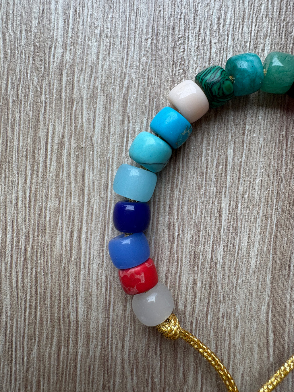 Bracciale beads colorati