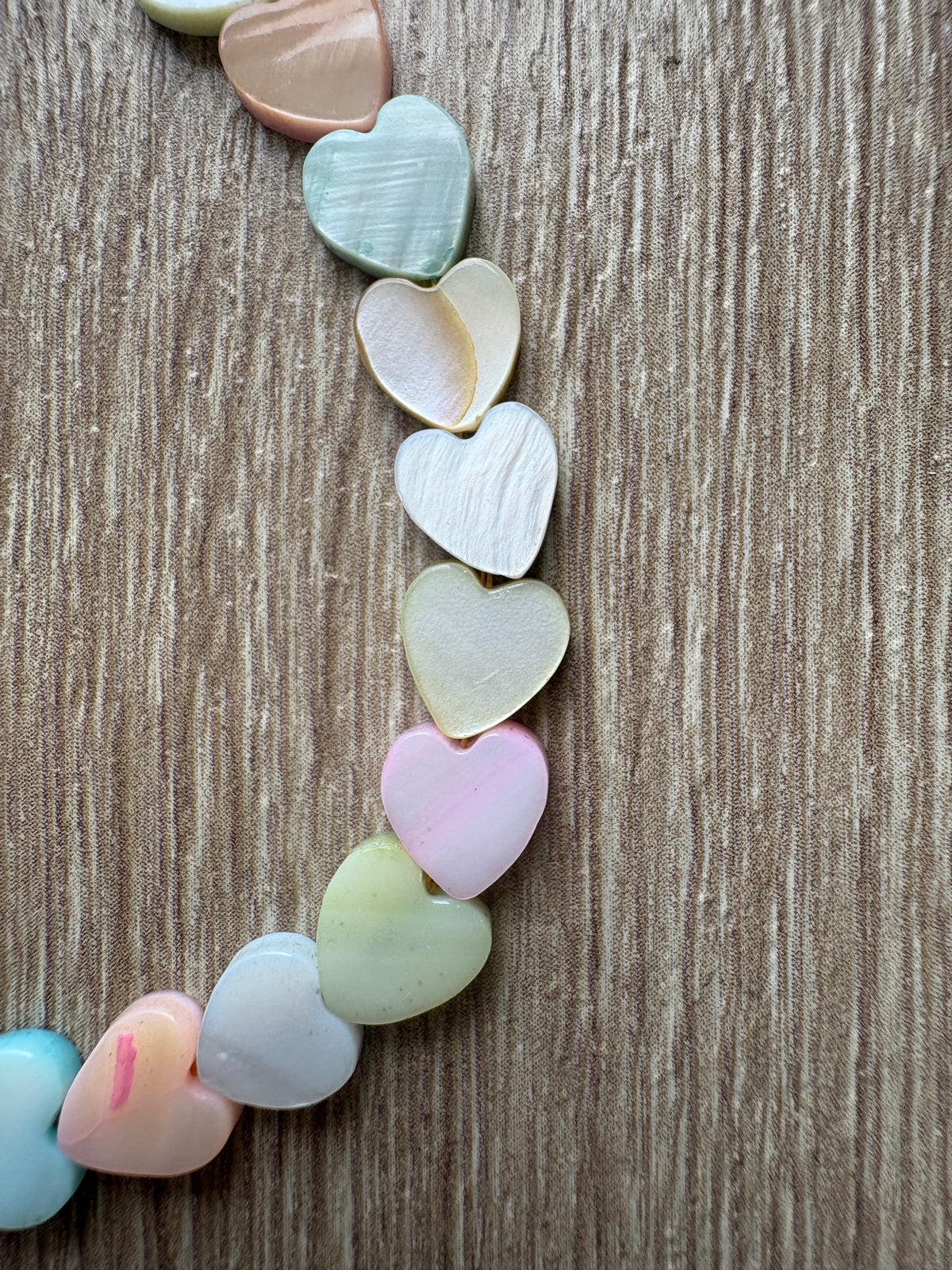Bracciale cuori madreperla