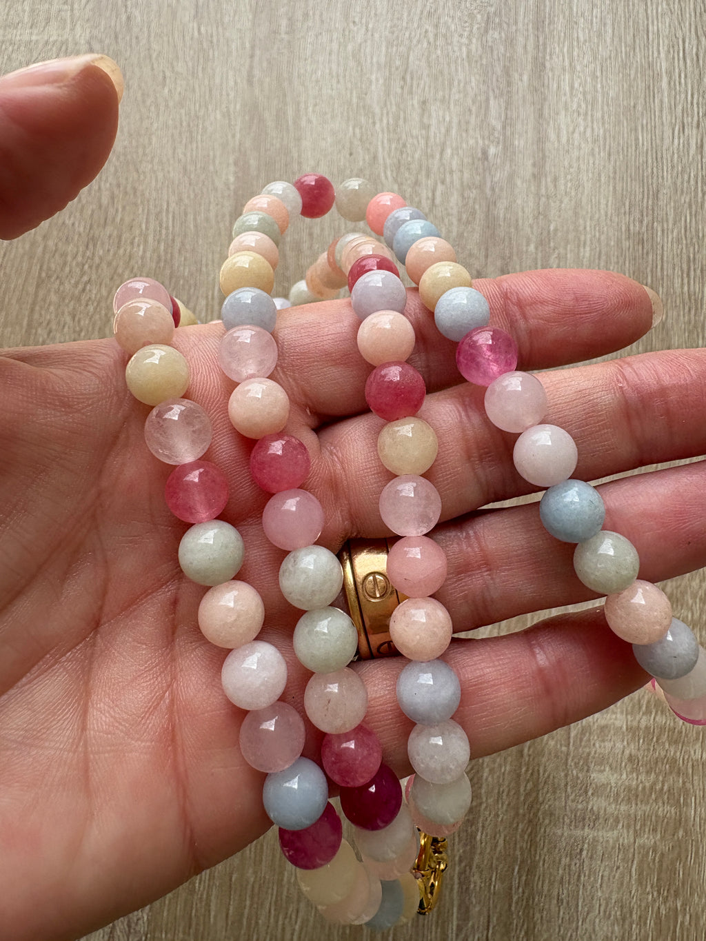 Collana sfere pastello