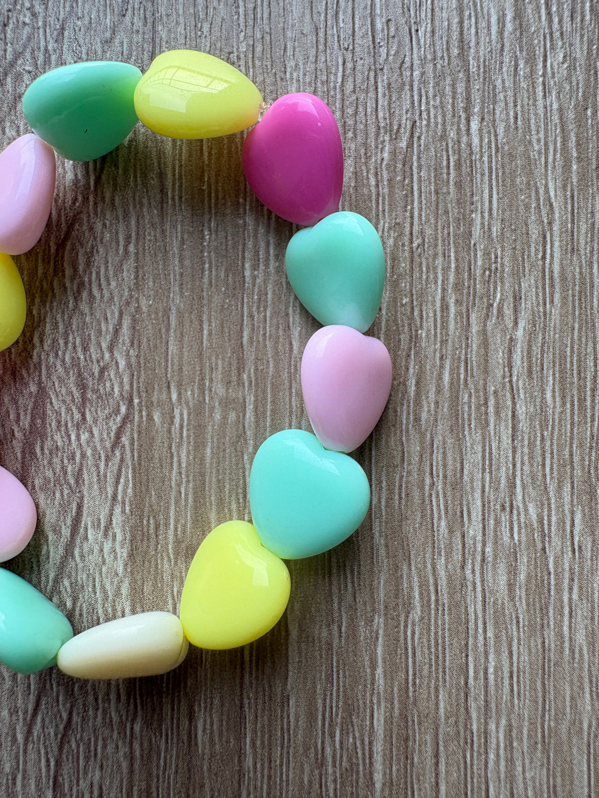 Bracciale cuori resina new colours
