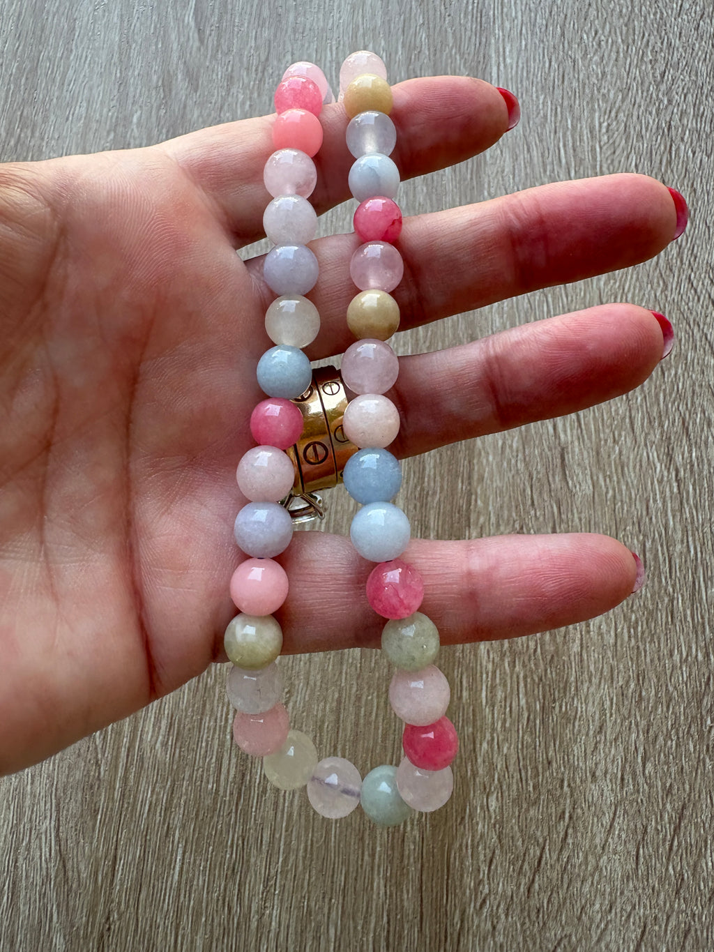 Collana pietre dure sfere in colori pastello
