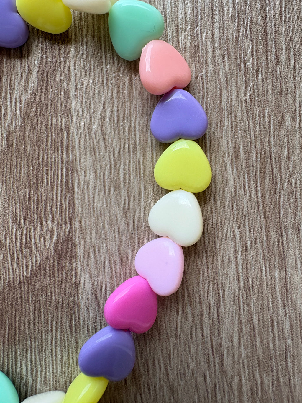 Cavigliera cuori resina