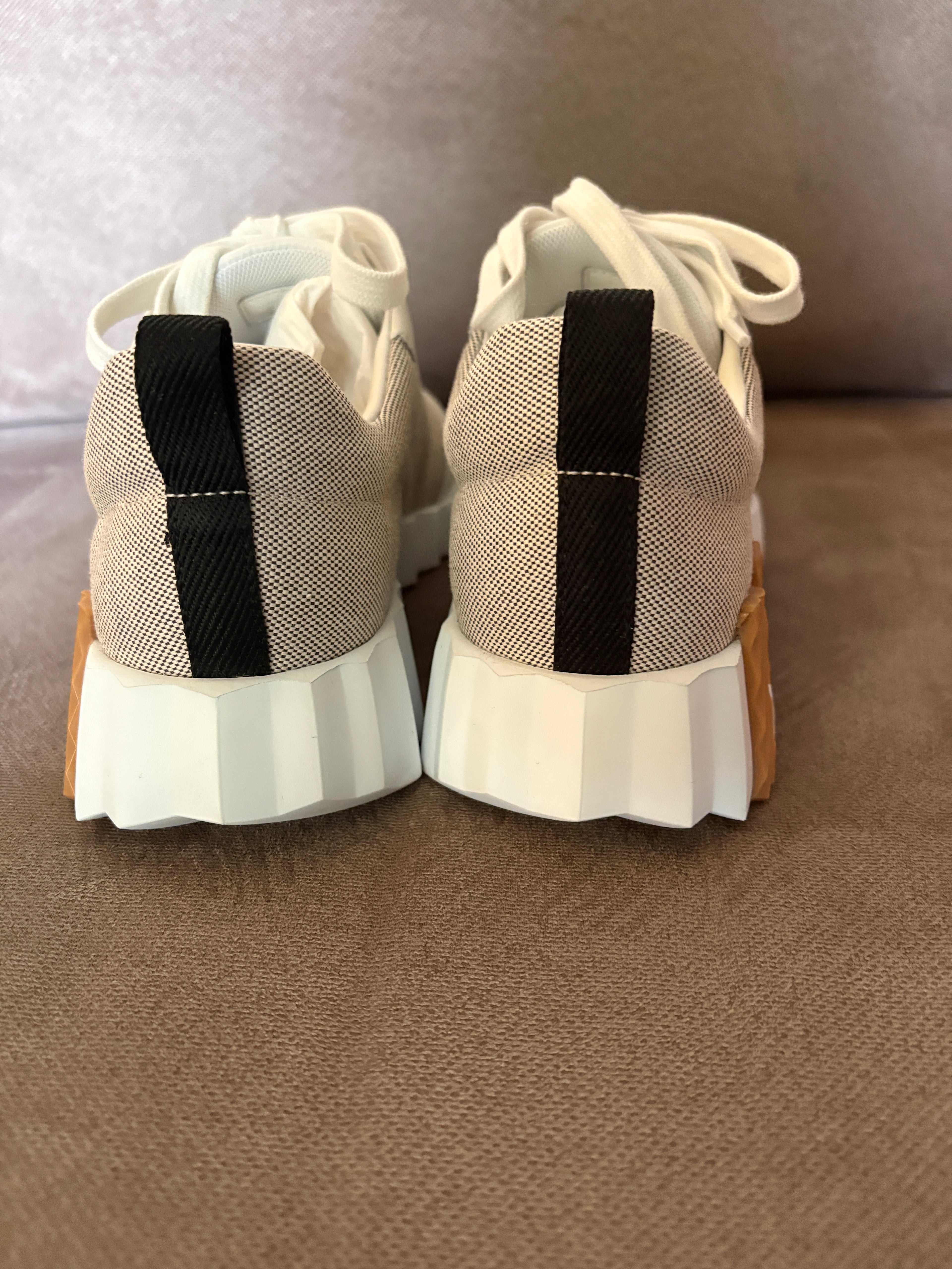 Hermès Sneakers bouncing