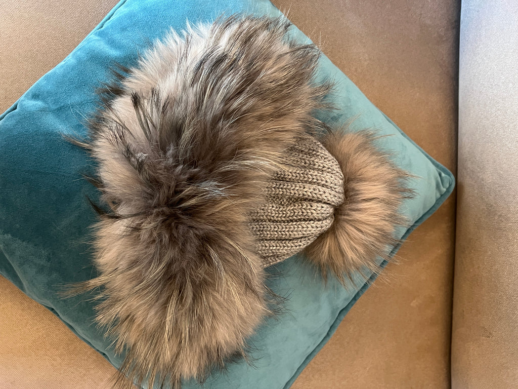 Cappello regina con pelliccia