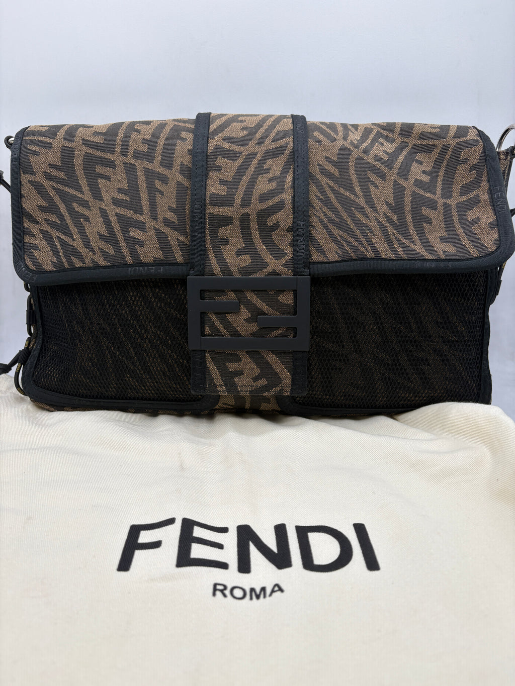 Fendi baguette jaquard vertigo