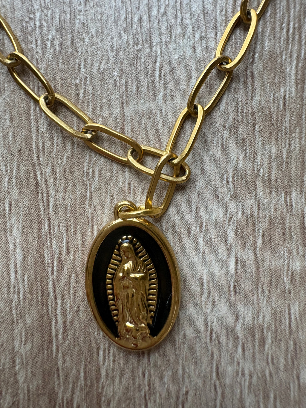 Collana madonna