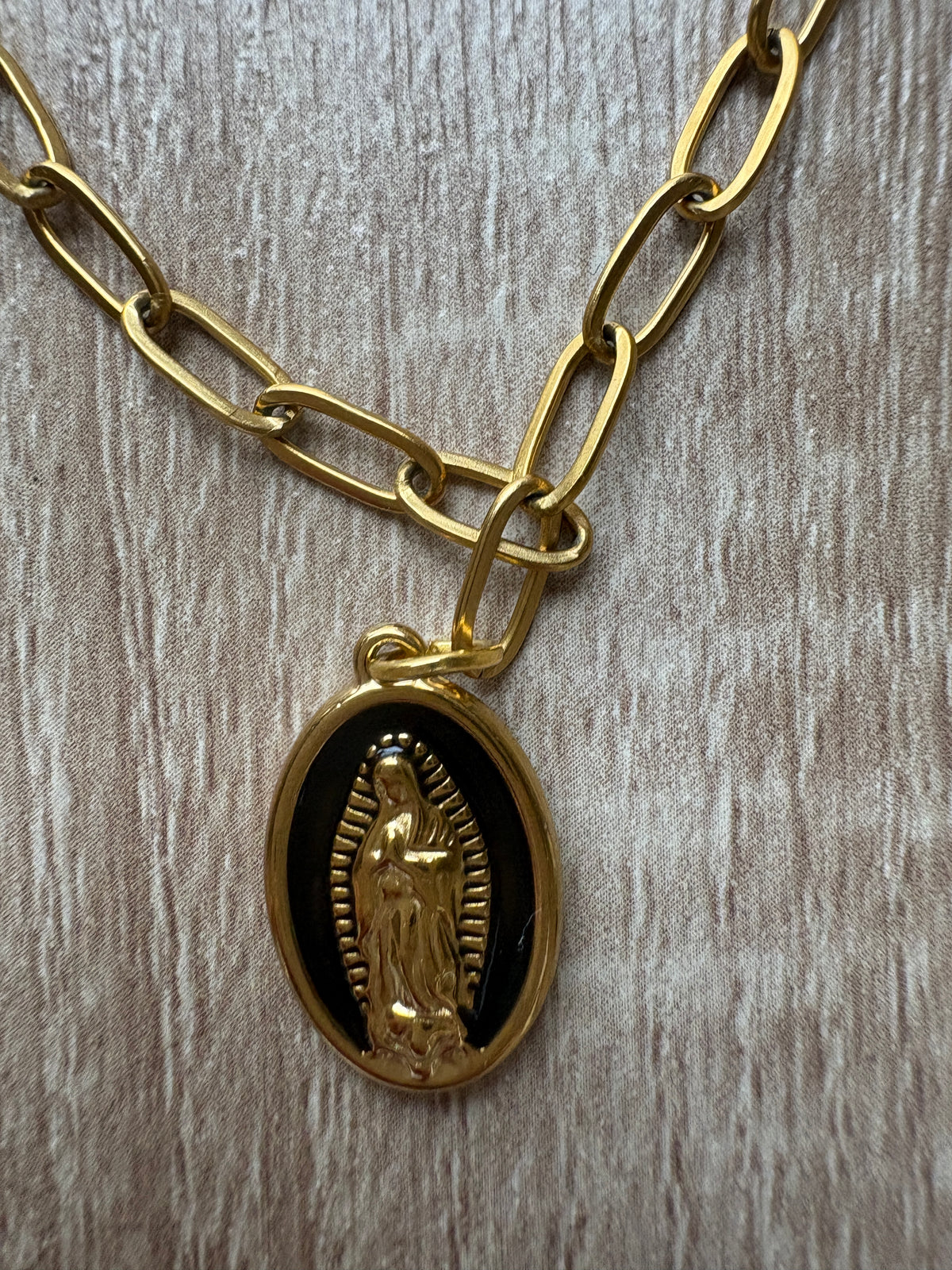 Collana madonna