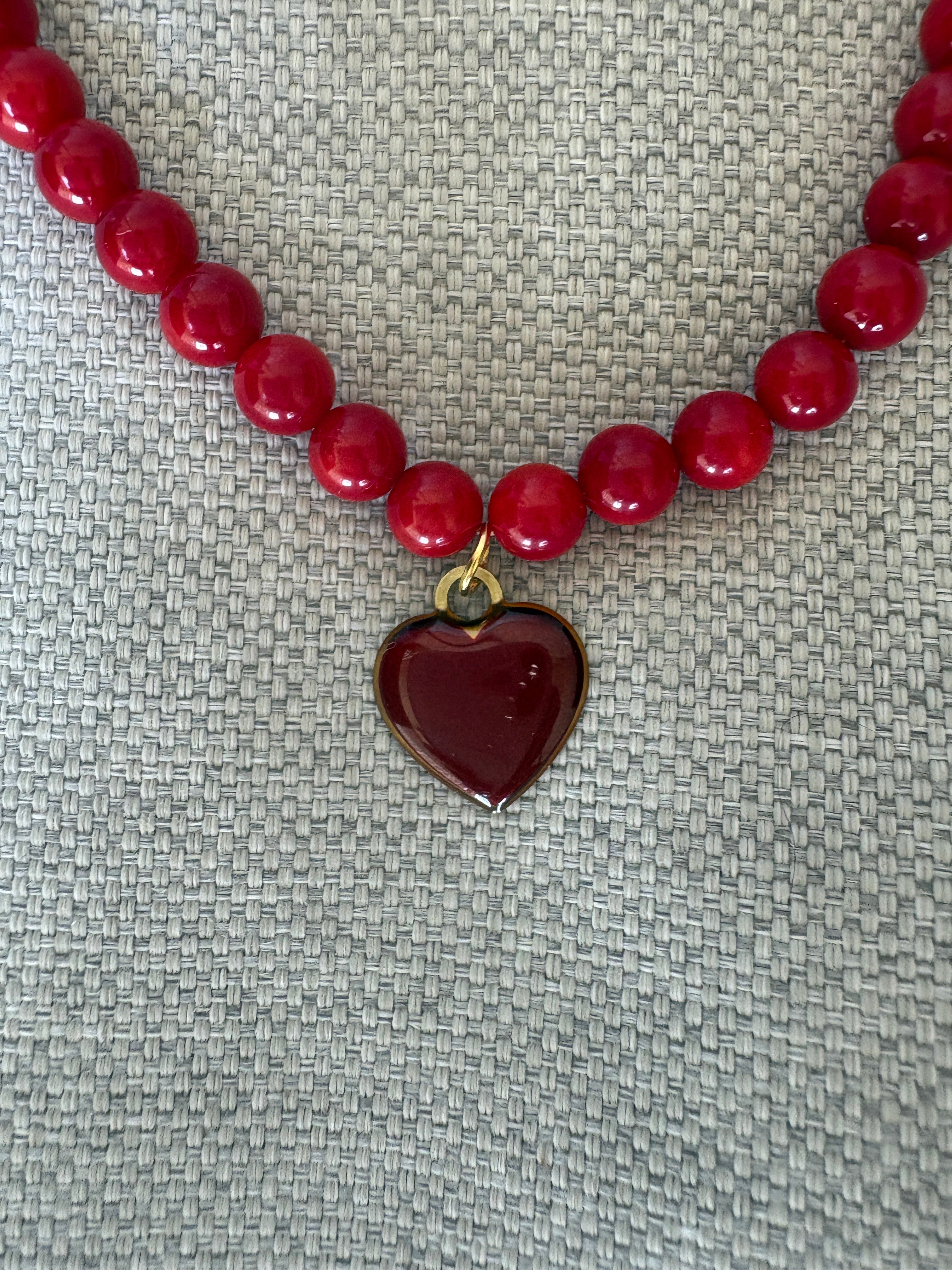Collana in Agata rossa con ciondolo a cuore