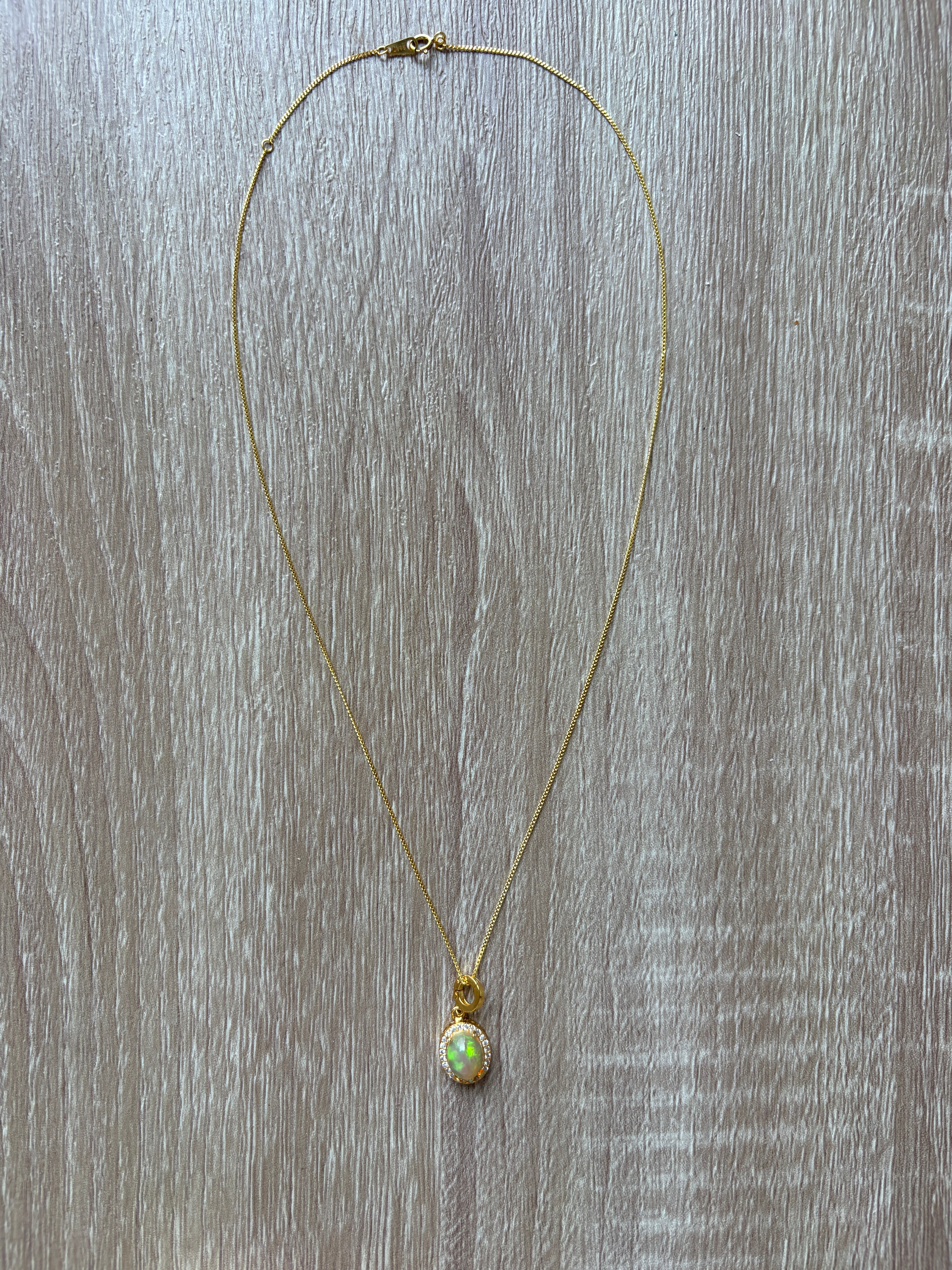 Collana opale