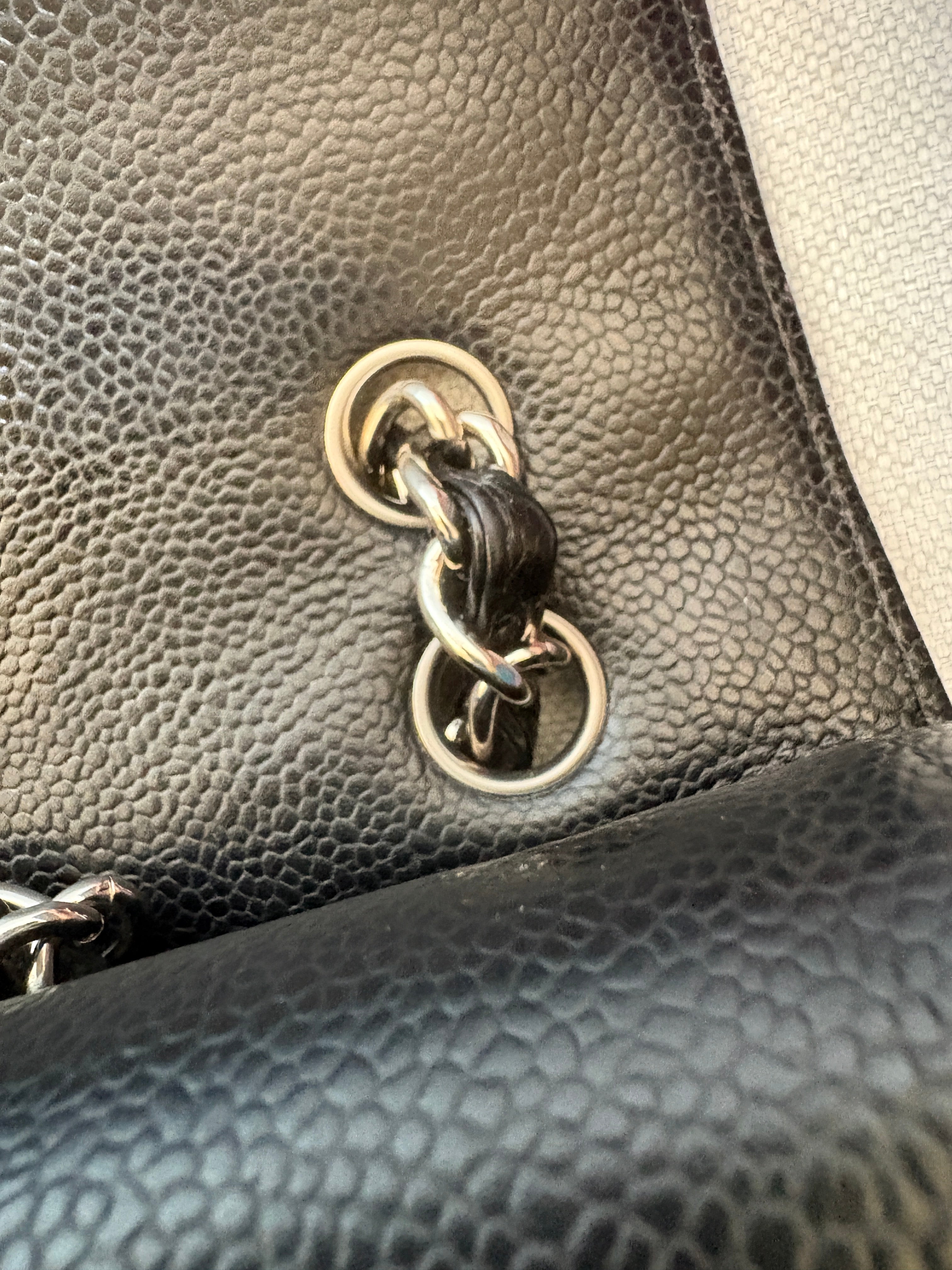 Chanel Classic flap maxi jumbo