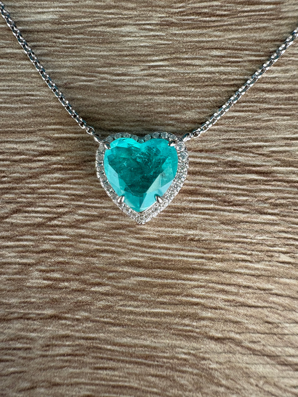 Collana cuore paraiba