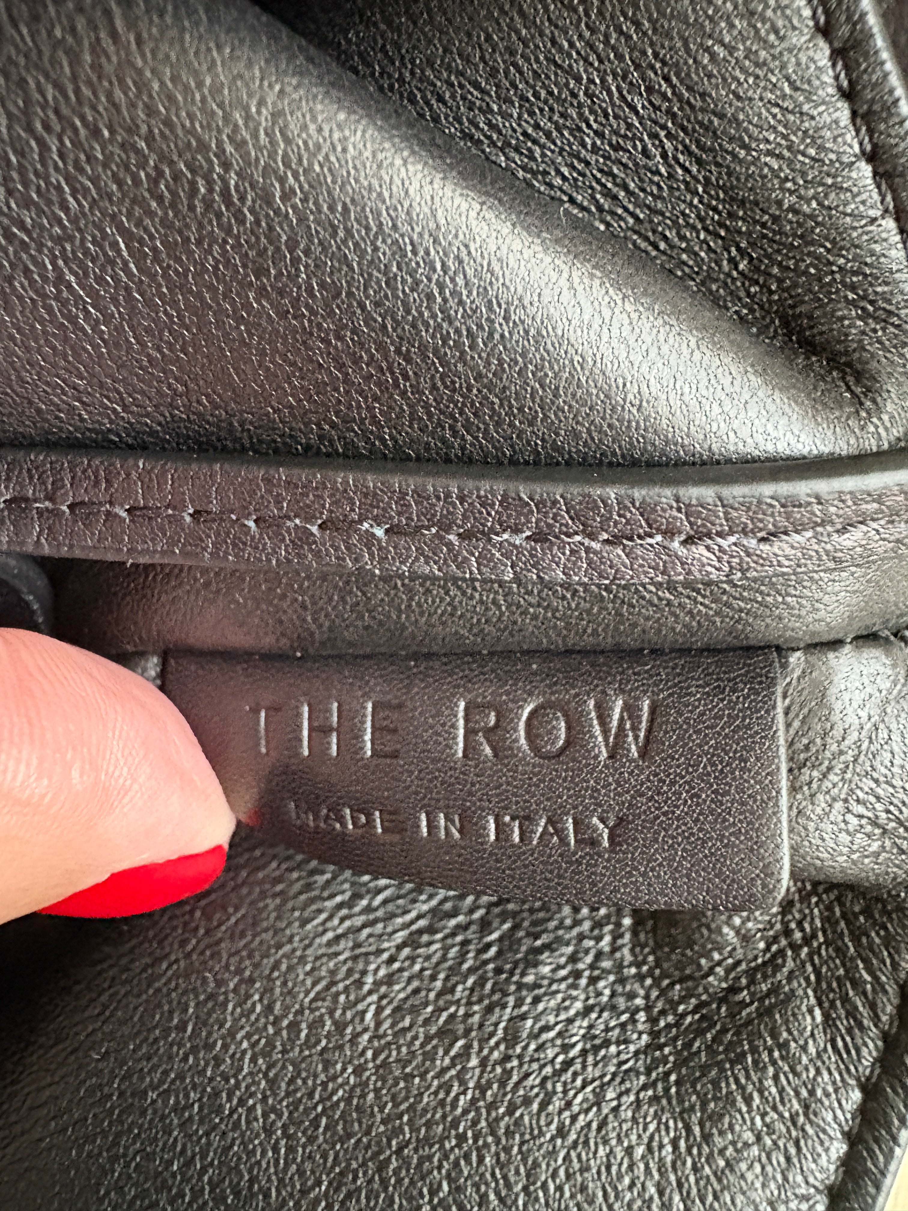 The row bindle stitch small