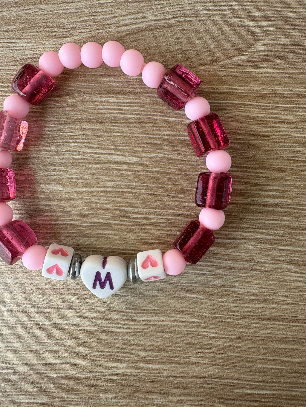 Bracciale iniziale perline