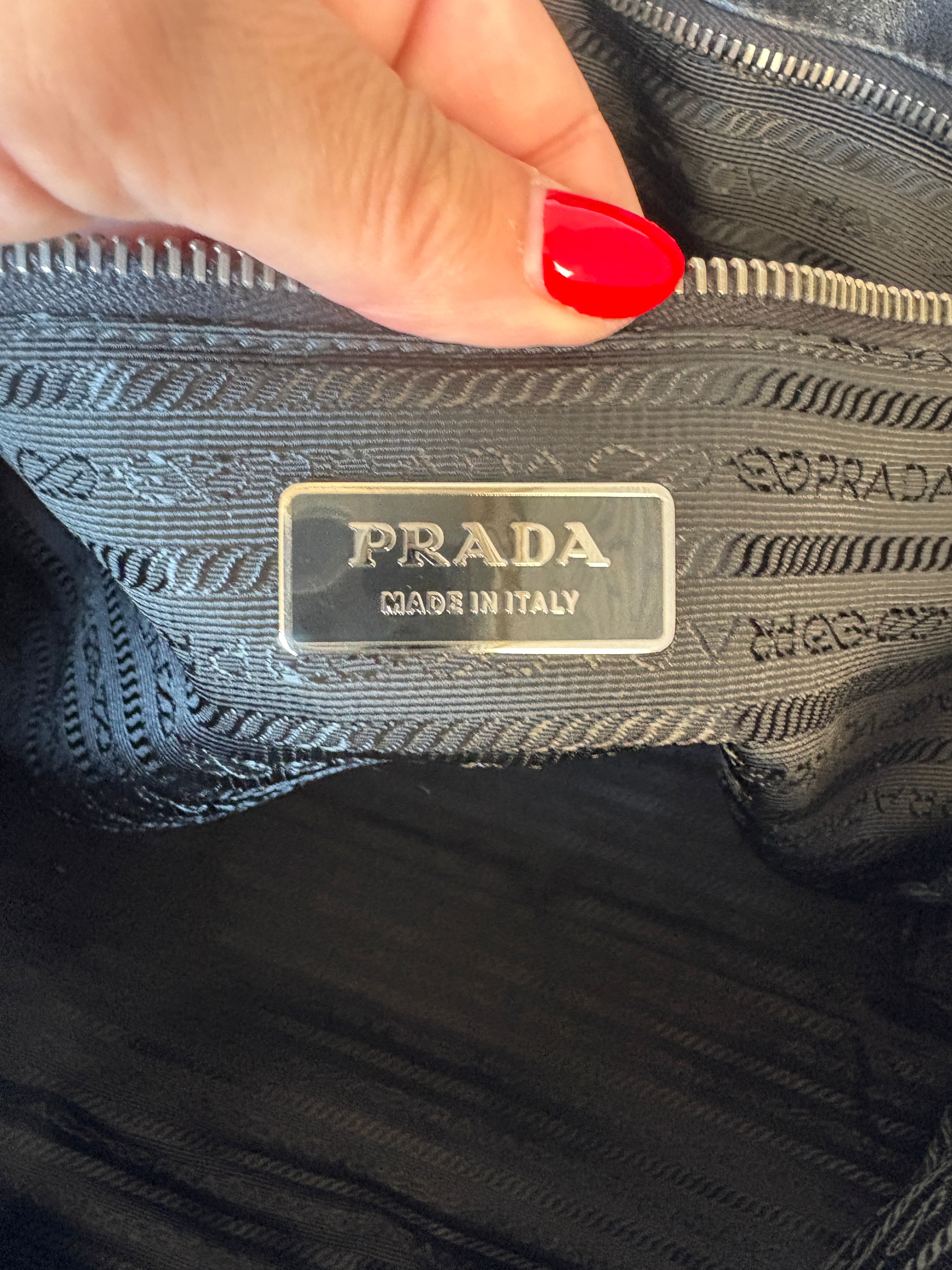 Prada shopping goffrata