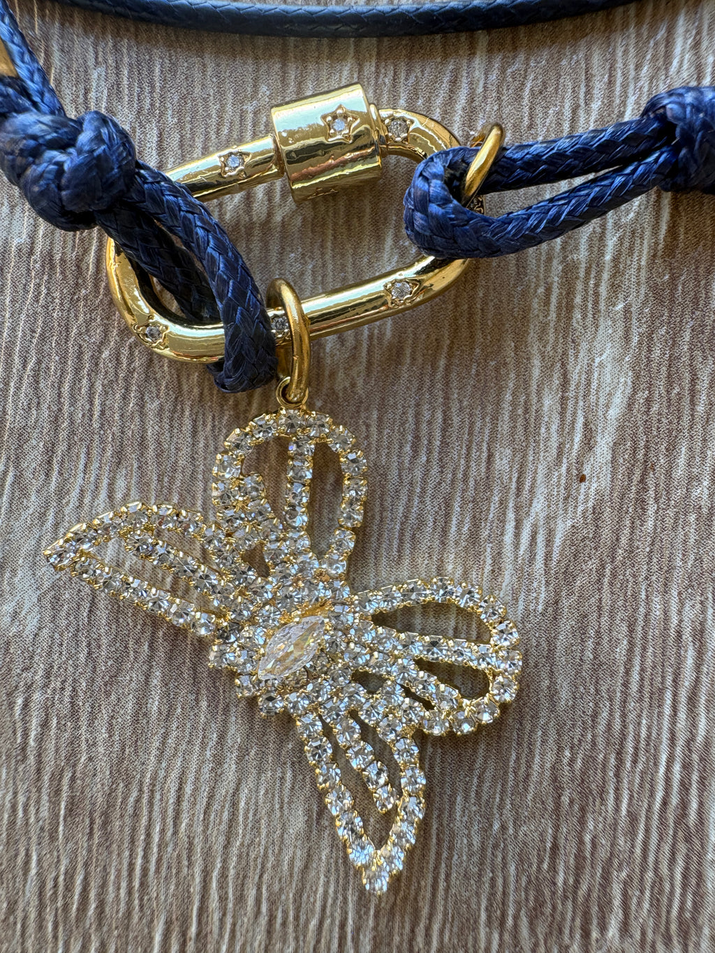 Collana moschettone butterfly