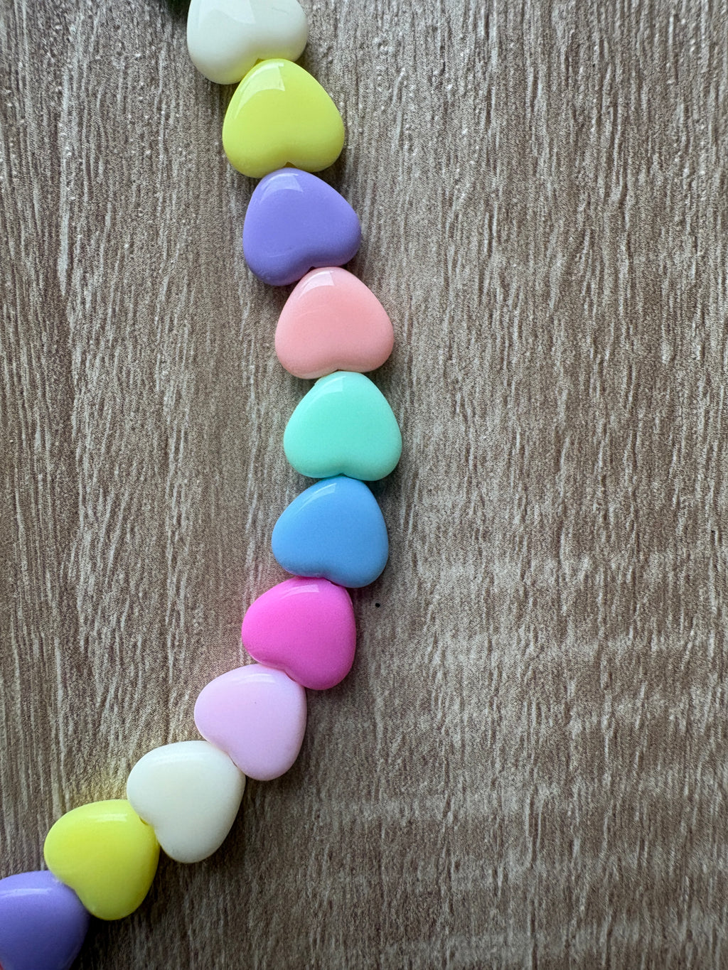 Collana cuori resina medi