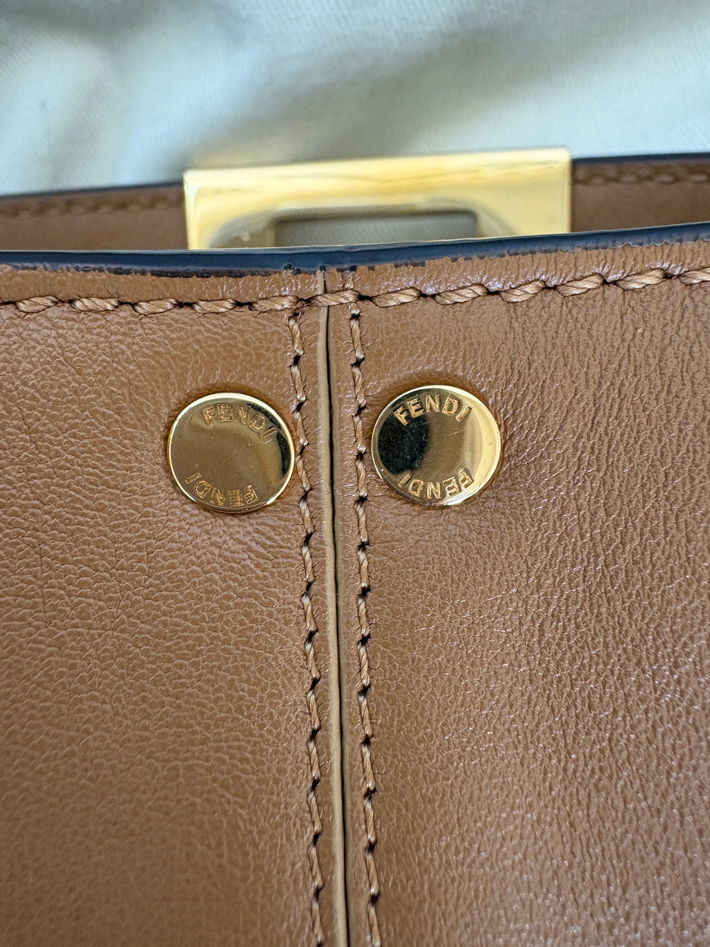 Fendi peekaboo x light