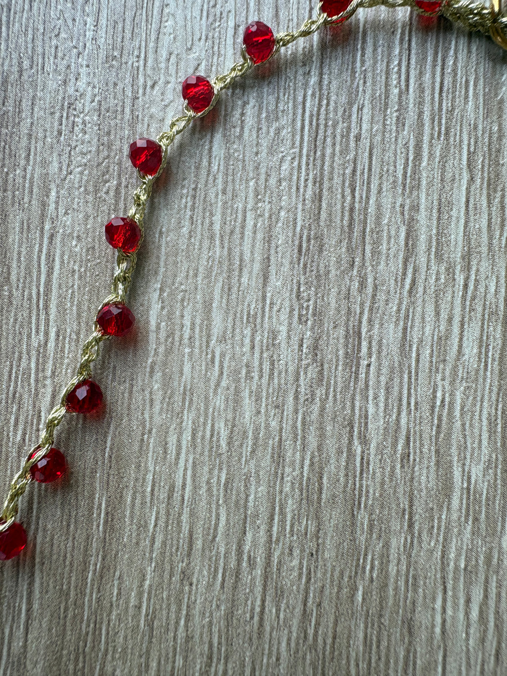 Collana ricamata