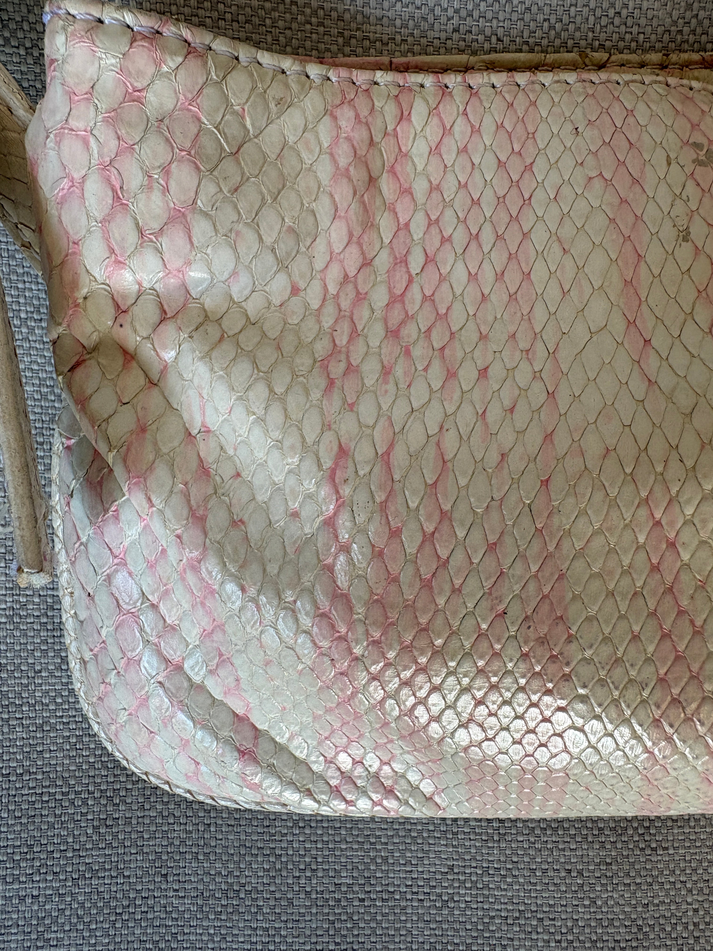 Fendi borsa a spalla in pitone sfumato