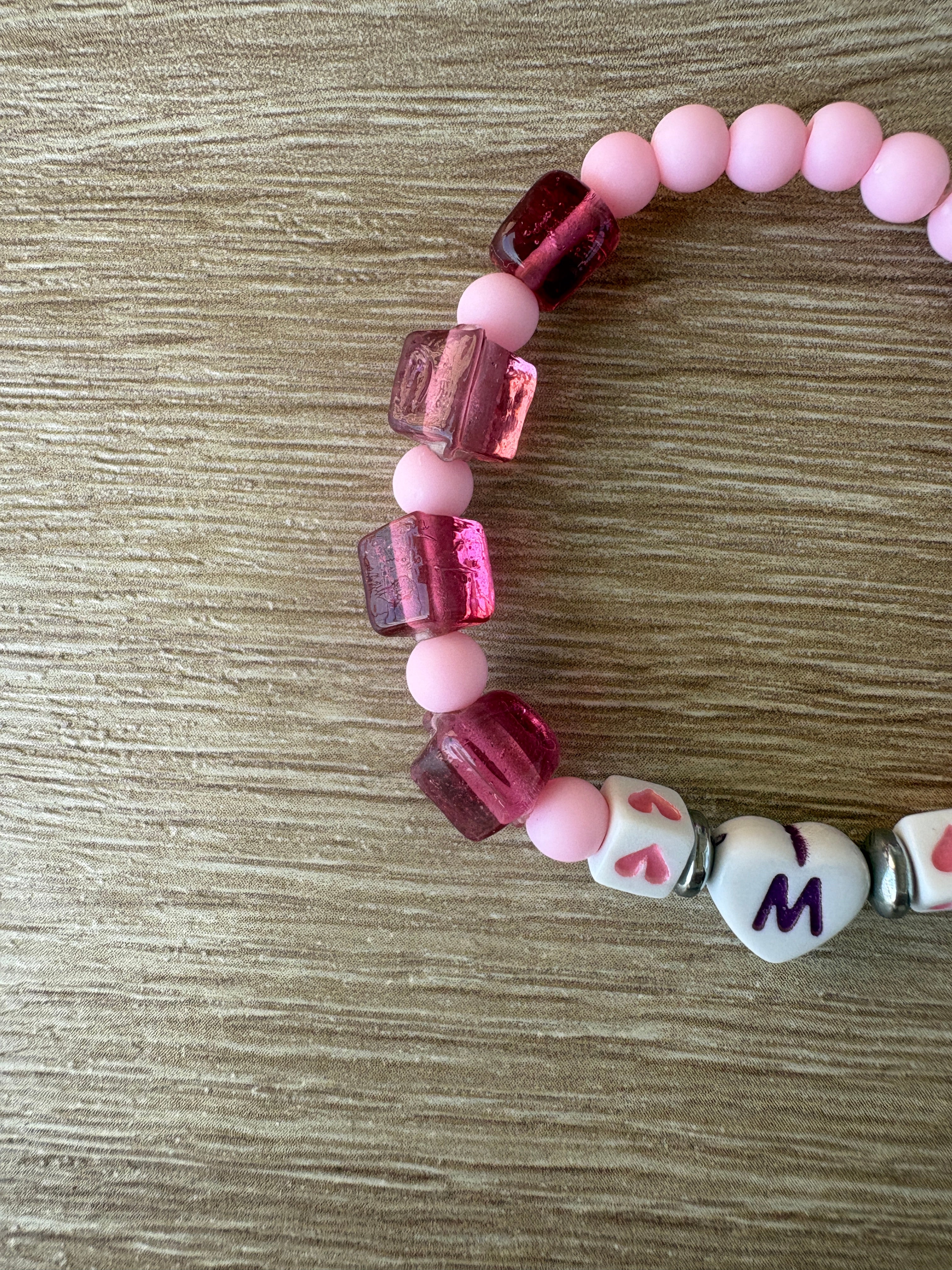 Bracciale iniziale perline