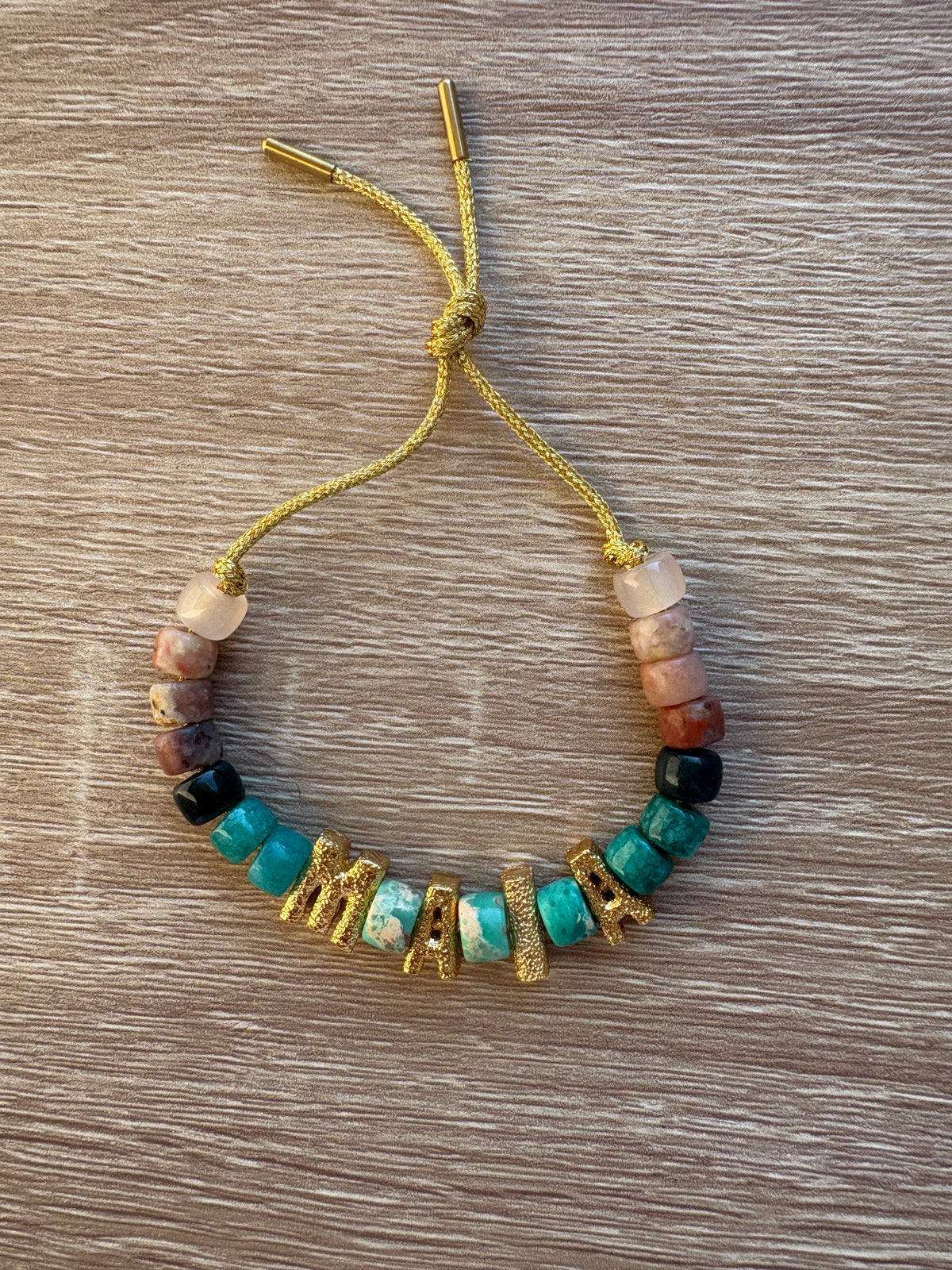 Bracciale beads con nome