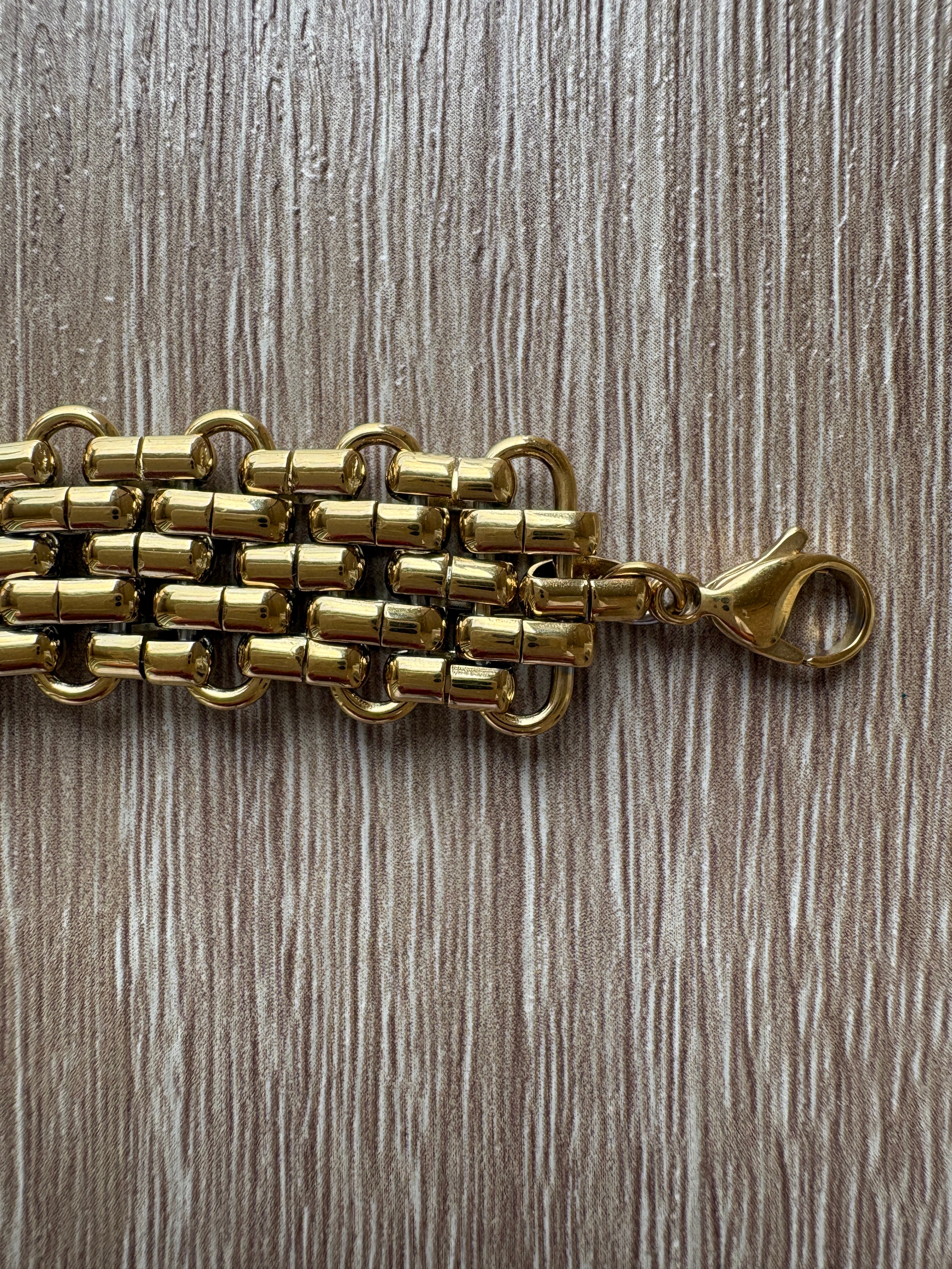 Bracciale maglia acciaio dorato
