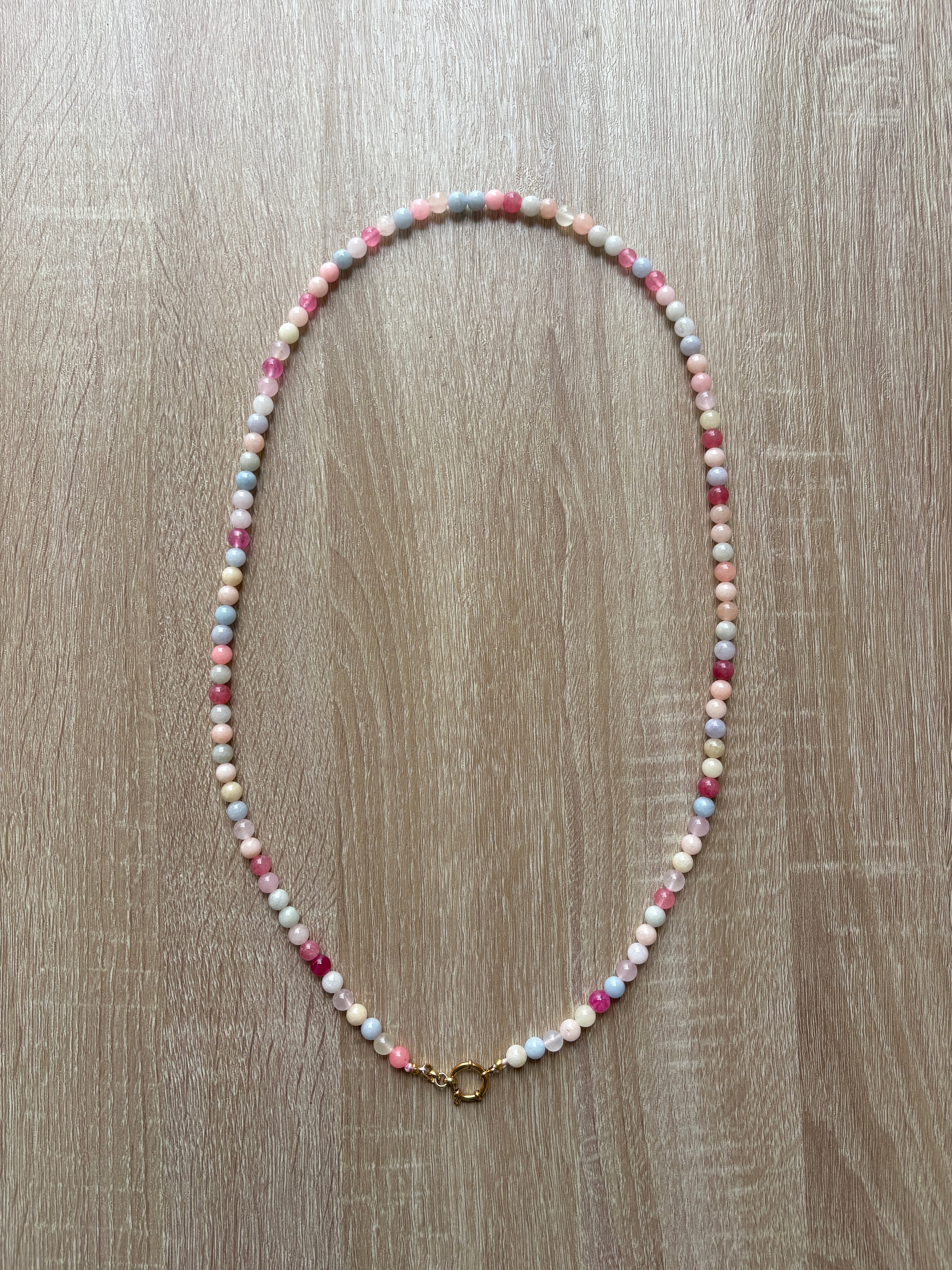 Collana sfere pastello