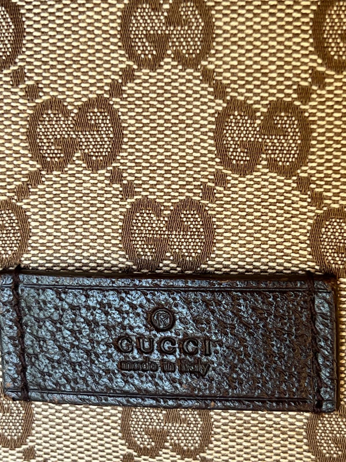 Gucci Messenger