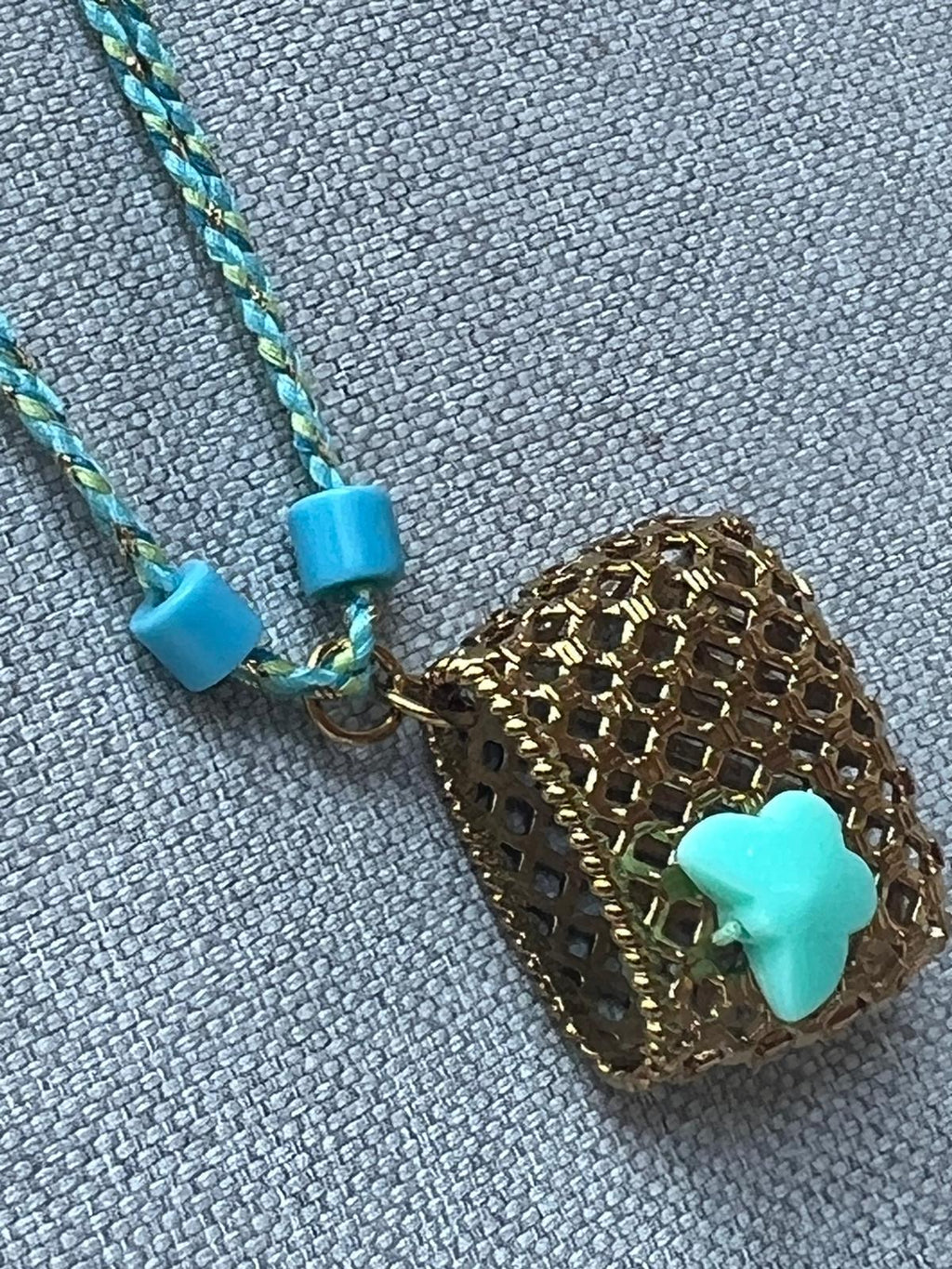 Collana fatta a mano
