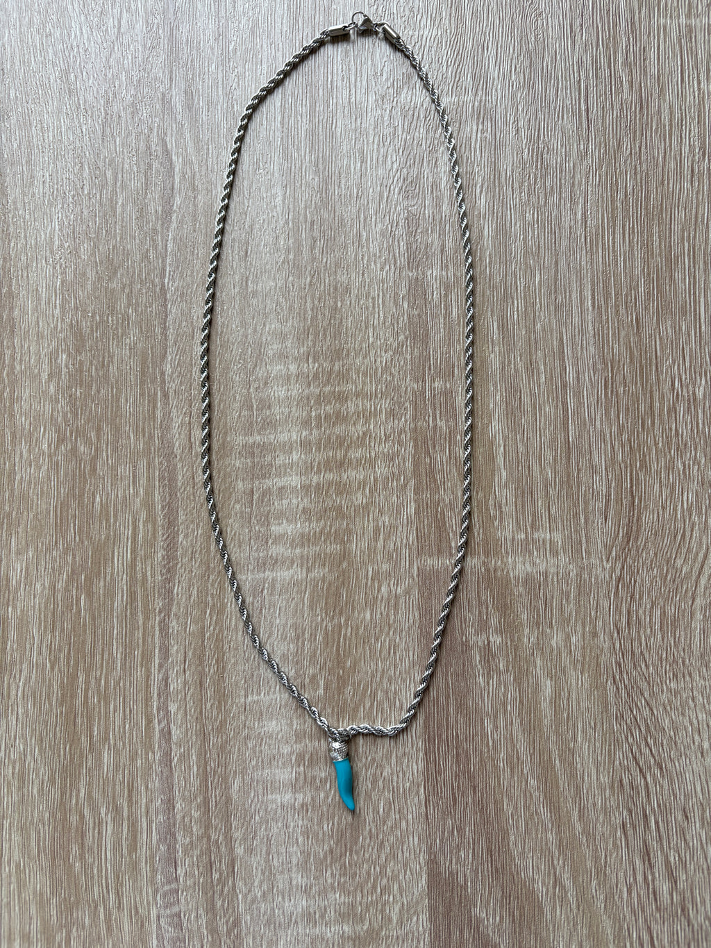 Collana in acciaio , maglia marinara e cornetto turchese