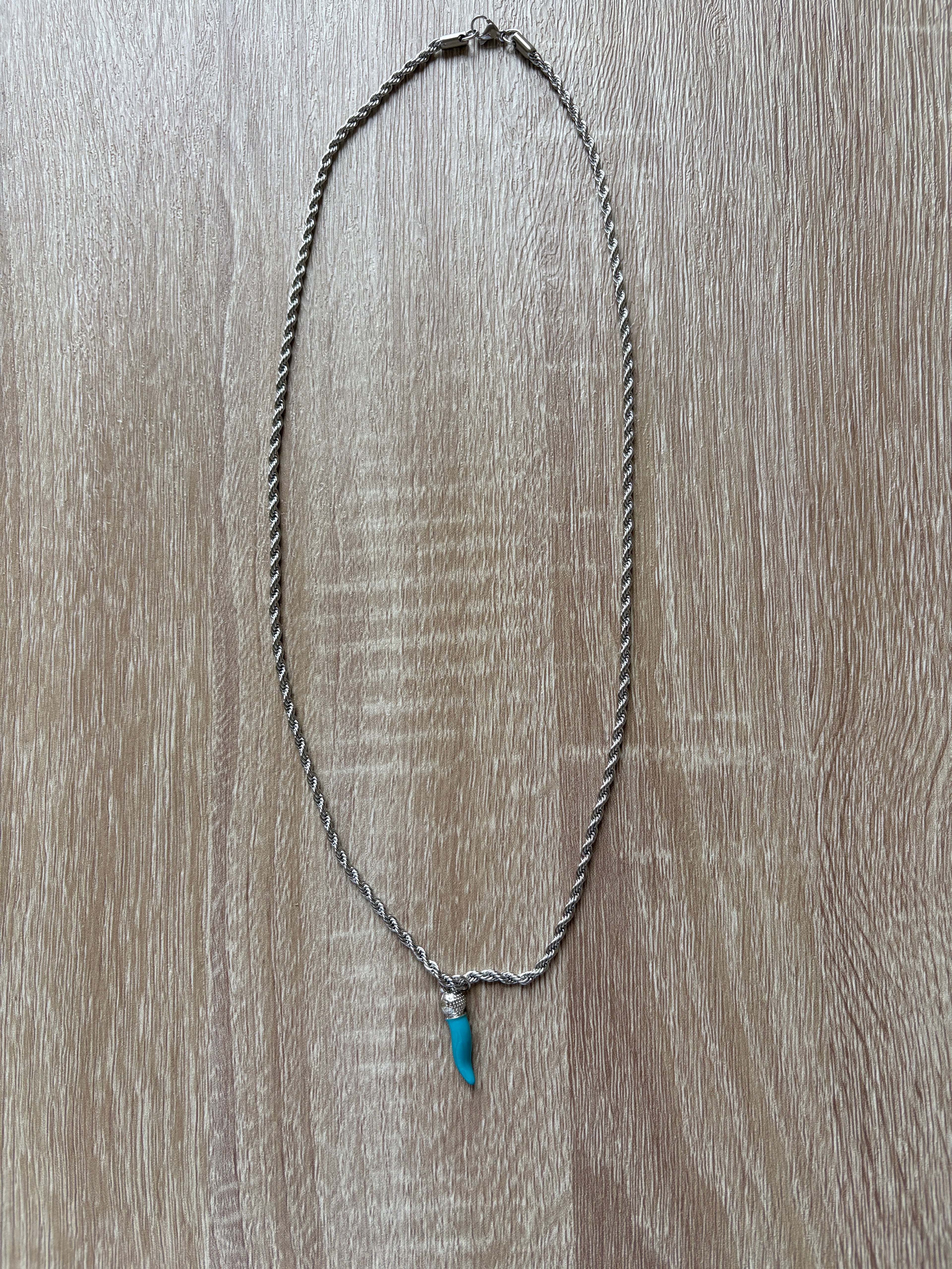 Collana in acciaio , maglia marinara e cornetto turchese