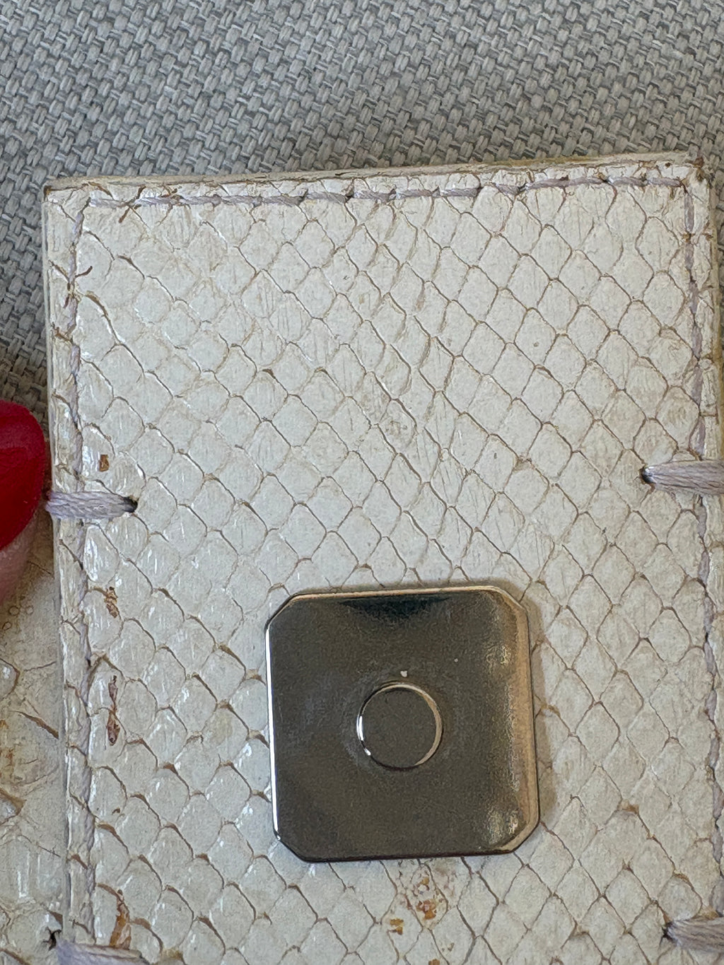 Fendi borsa a spalla in pitone sfumato