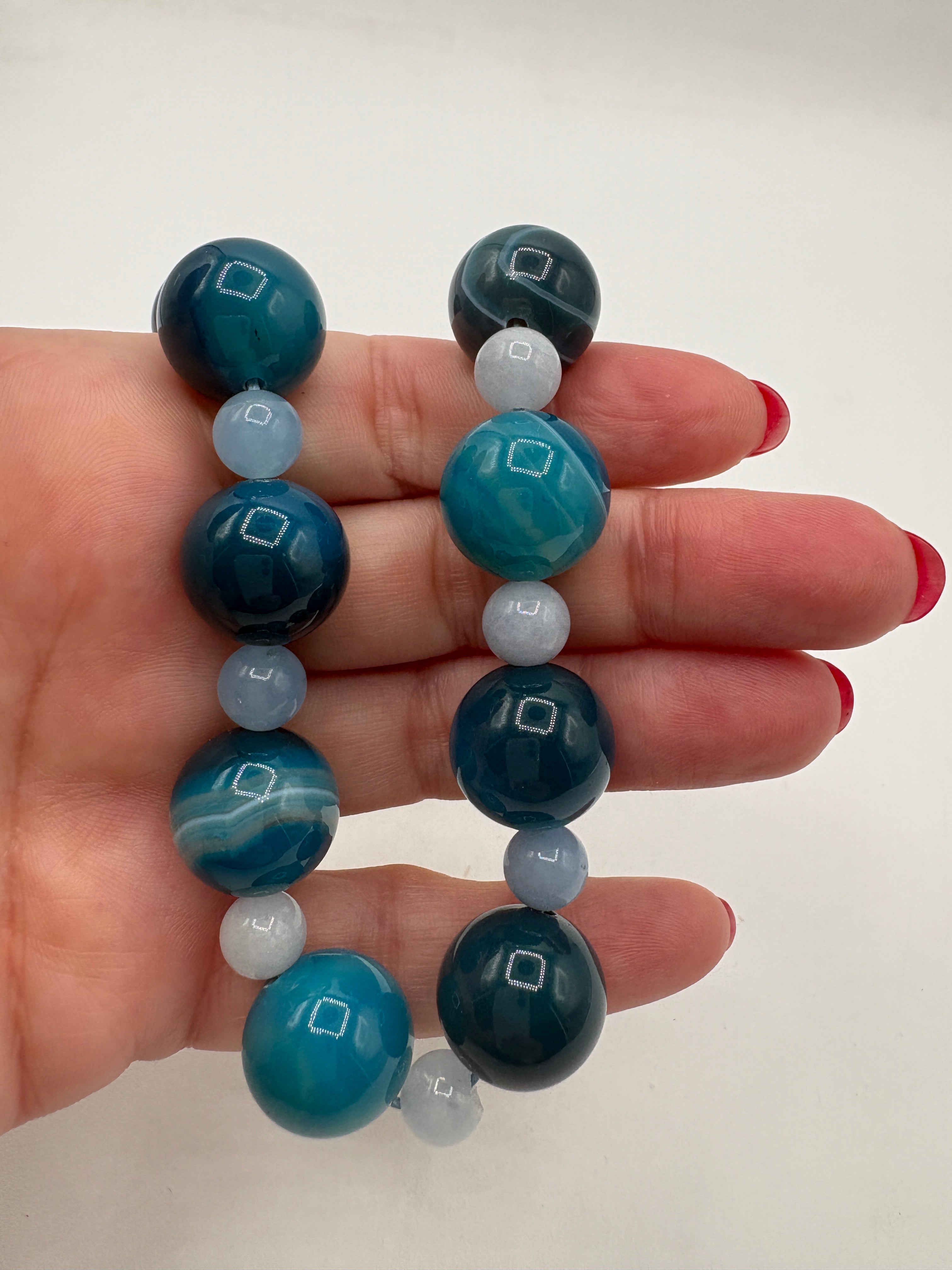 Collana maxi bowls Agata azzurra e sfere in calcedonio