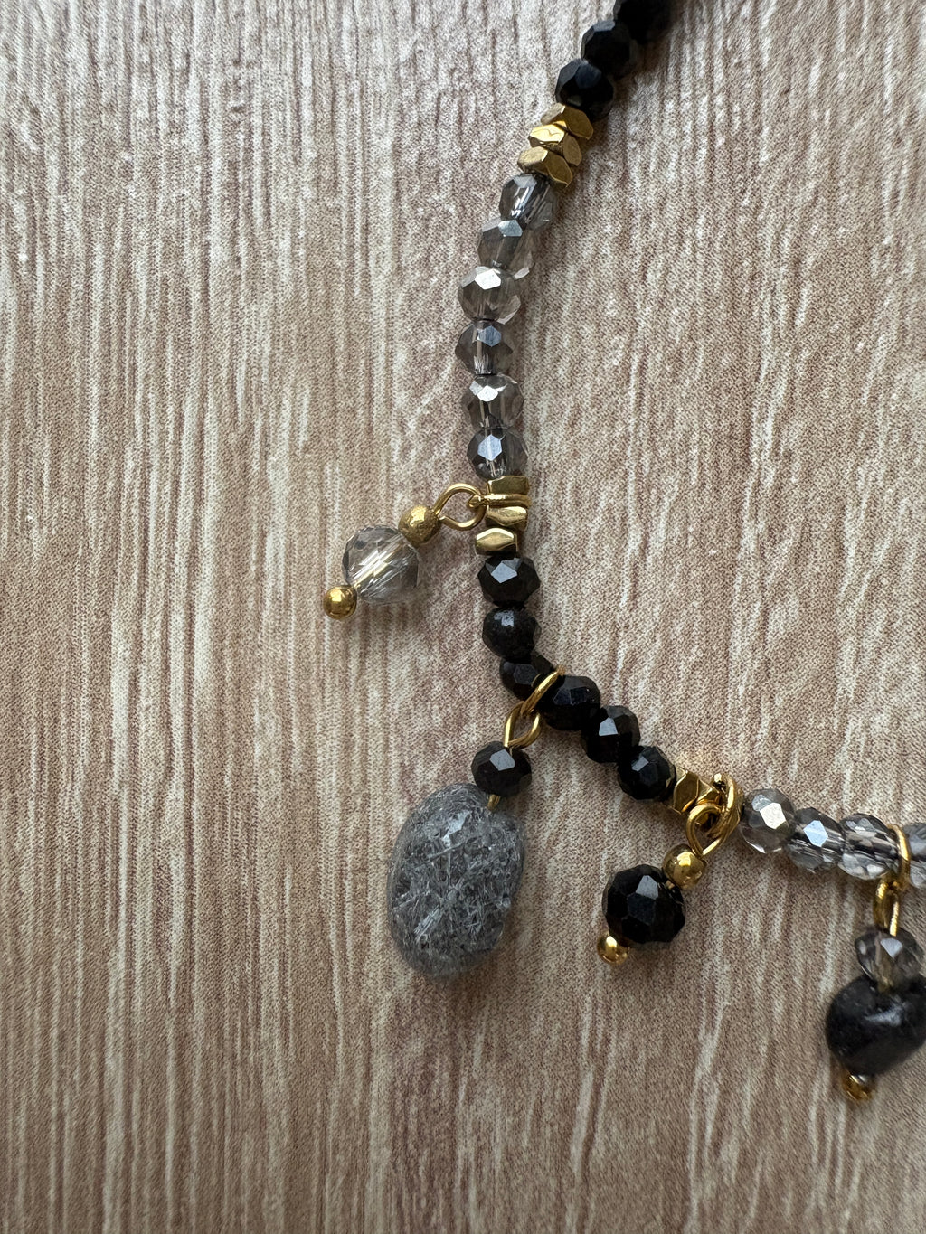 Bracciale cristalli e pietre dure