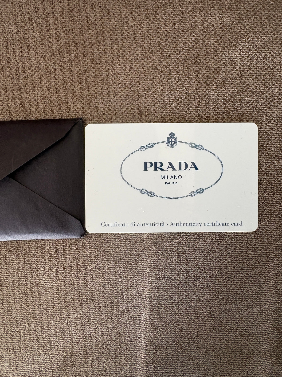 Prada tracolla