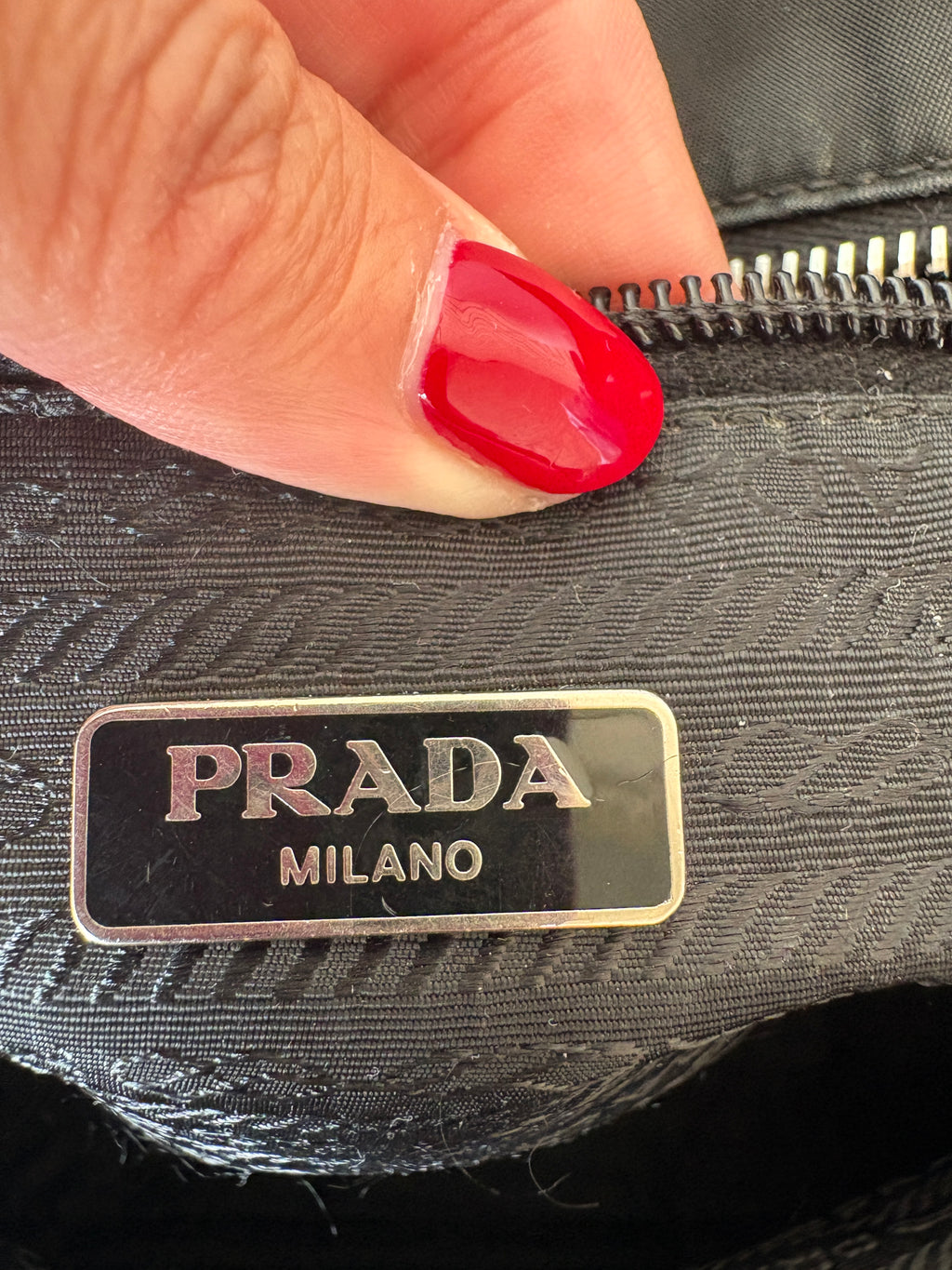 Prada shopping nera
