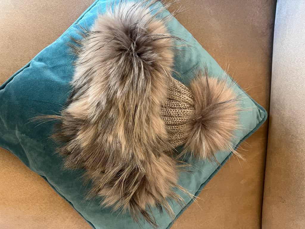 Cappello regina con pelliccia
