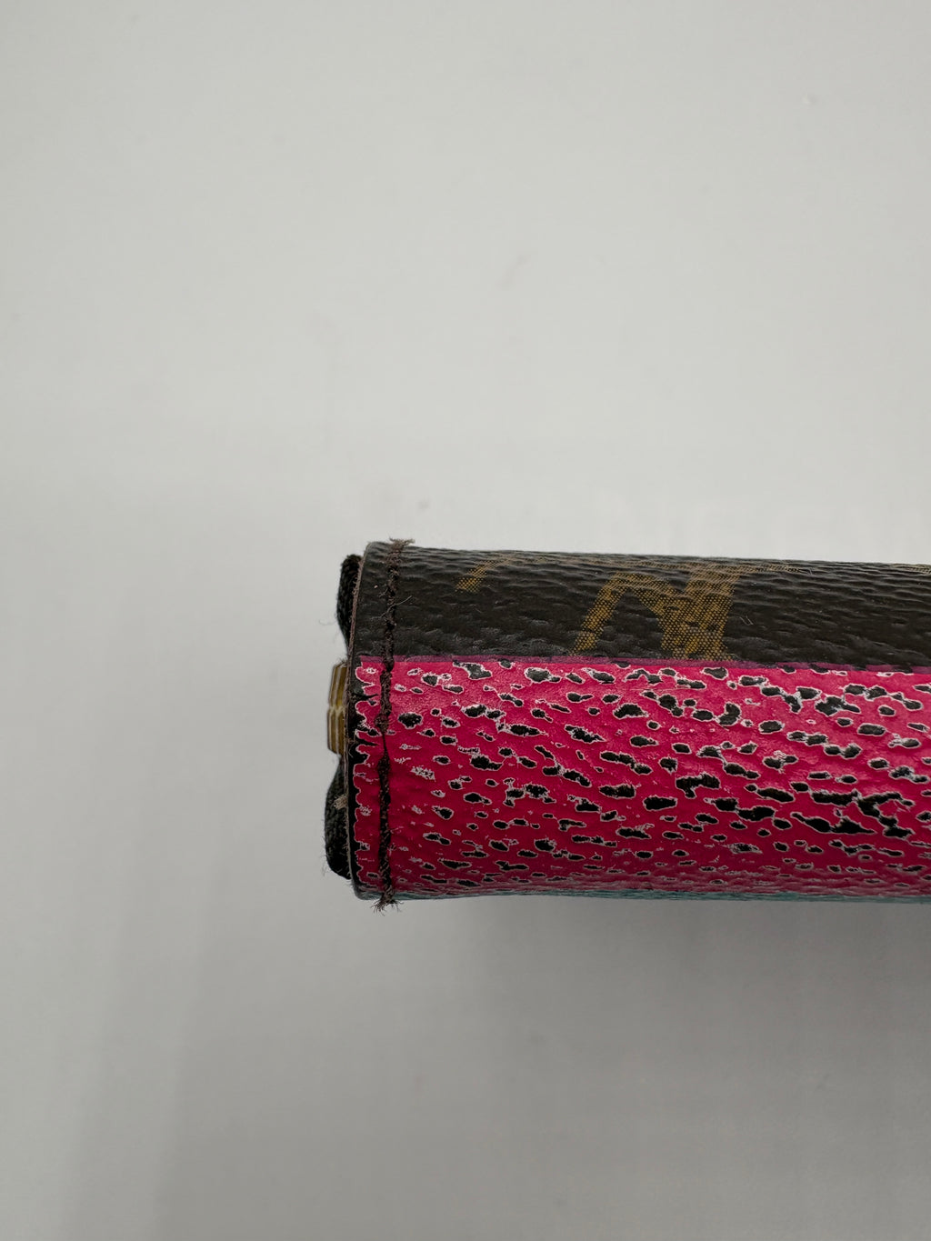 Louis Vuitton zippy limited
