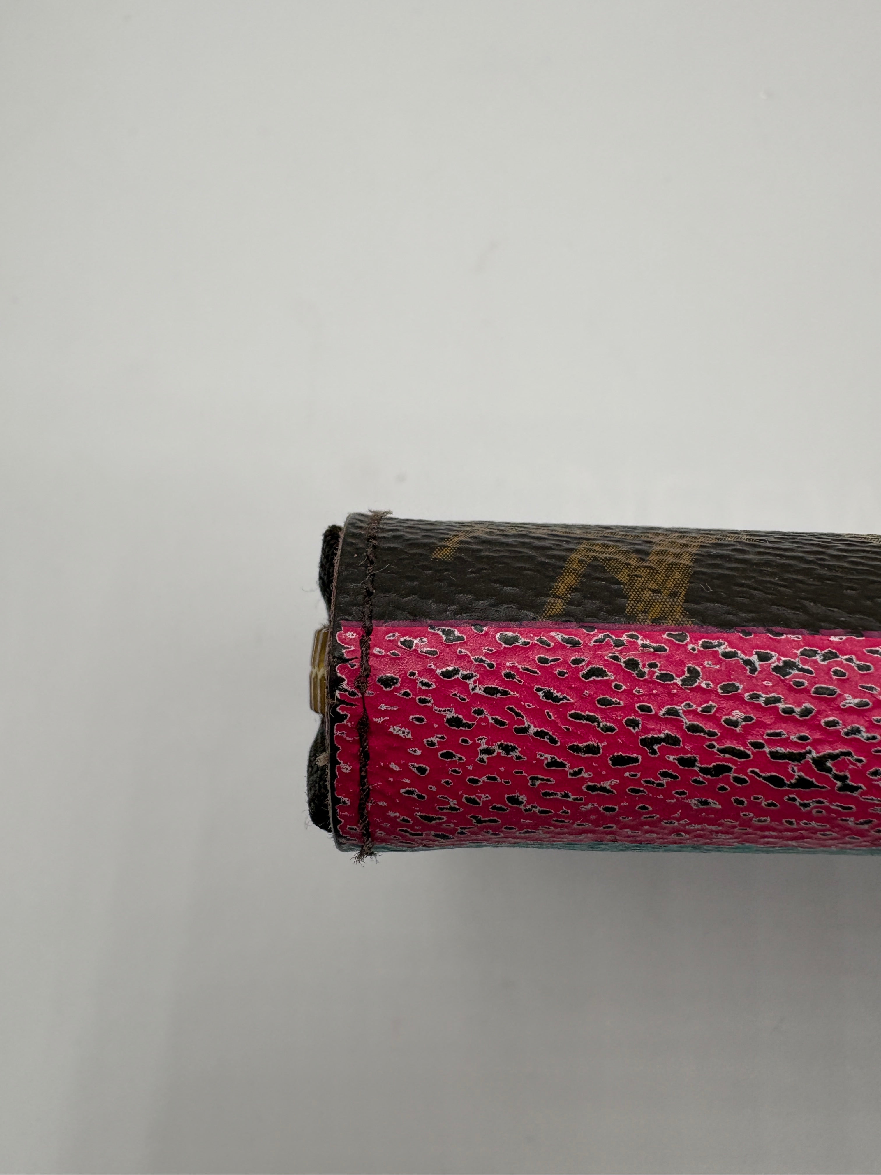 Louis Vuitton zippy limited